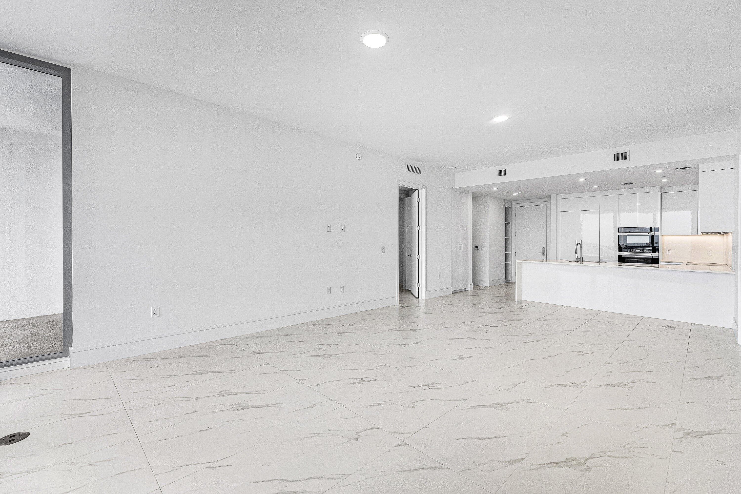 220 Lake Shore Drive 1613, Lake Park, FL 33403 4