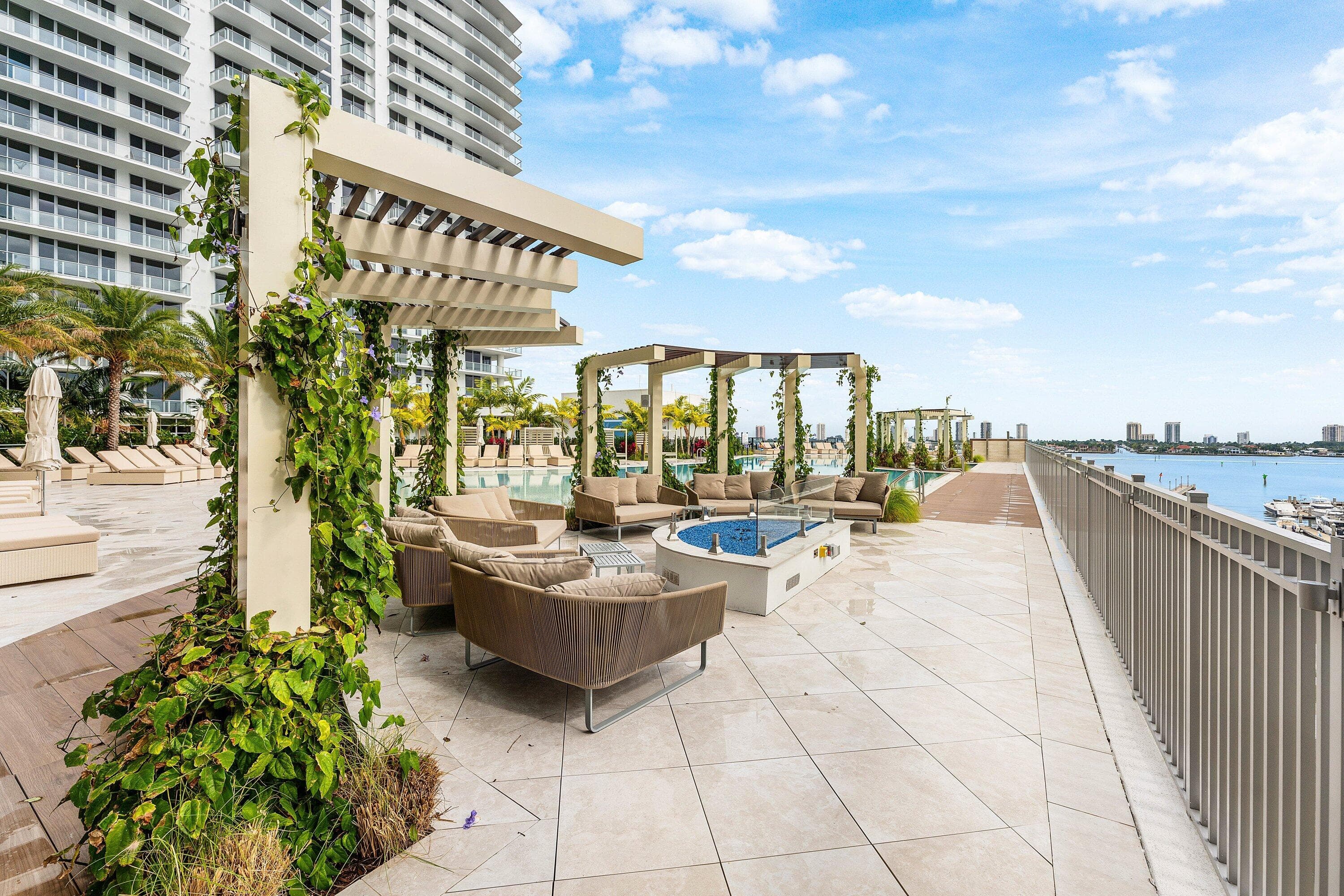 220 Lake Shore Drive 1613, Lake Park, FL 33403 86