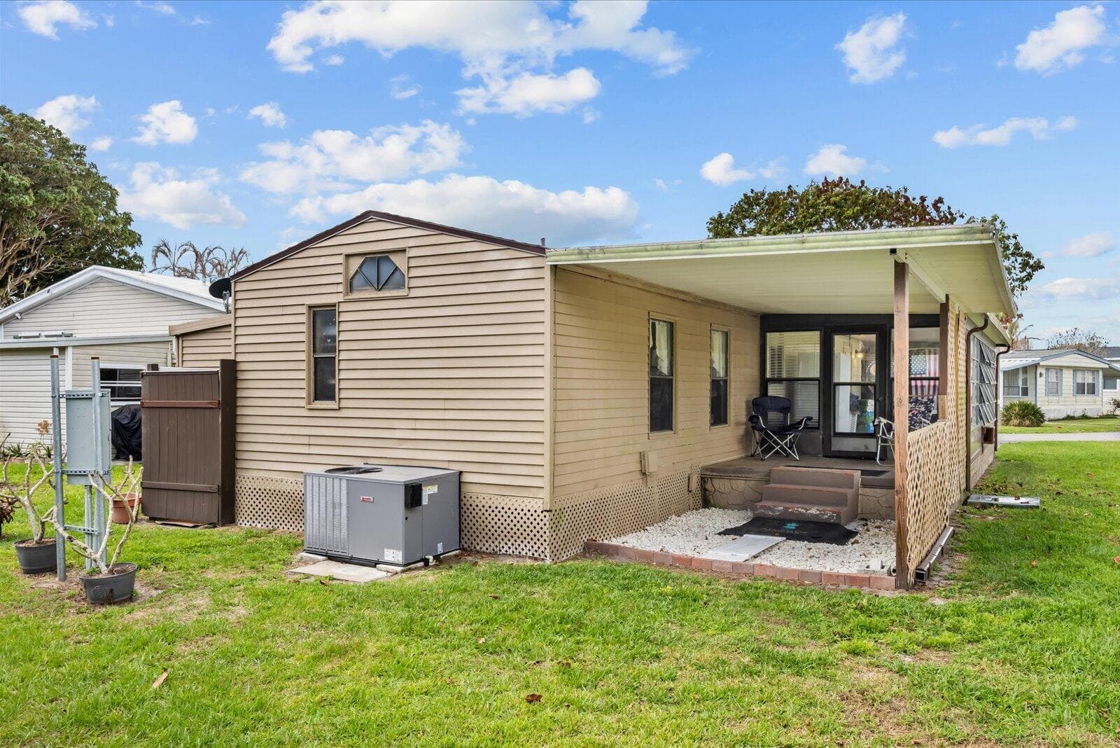 324 Mockingbird Avenue, Fort Pierce, FL 34982 24