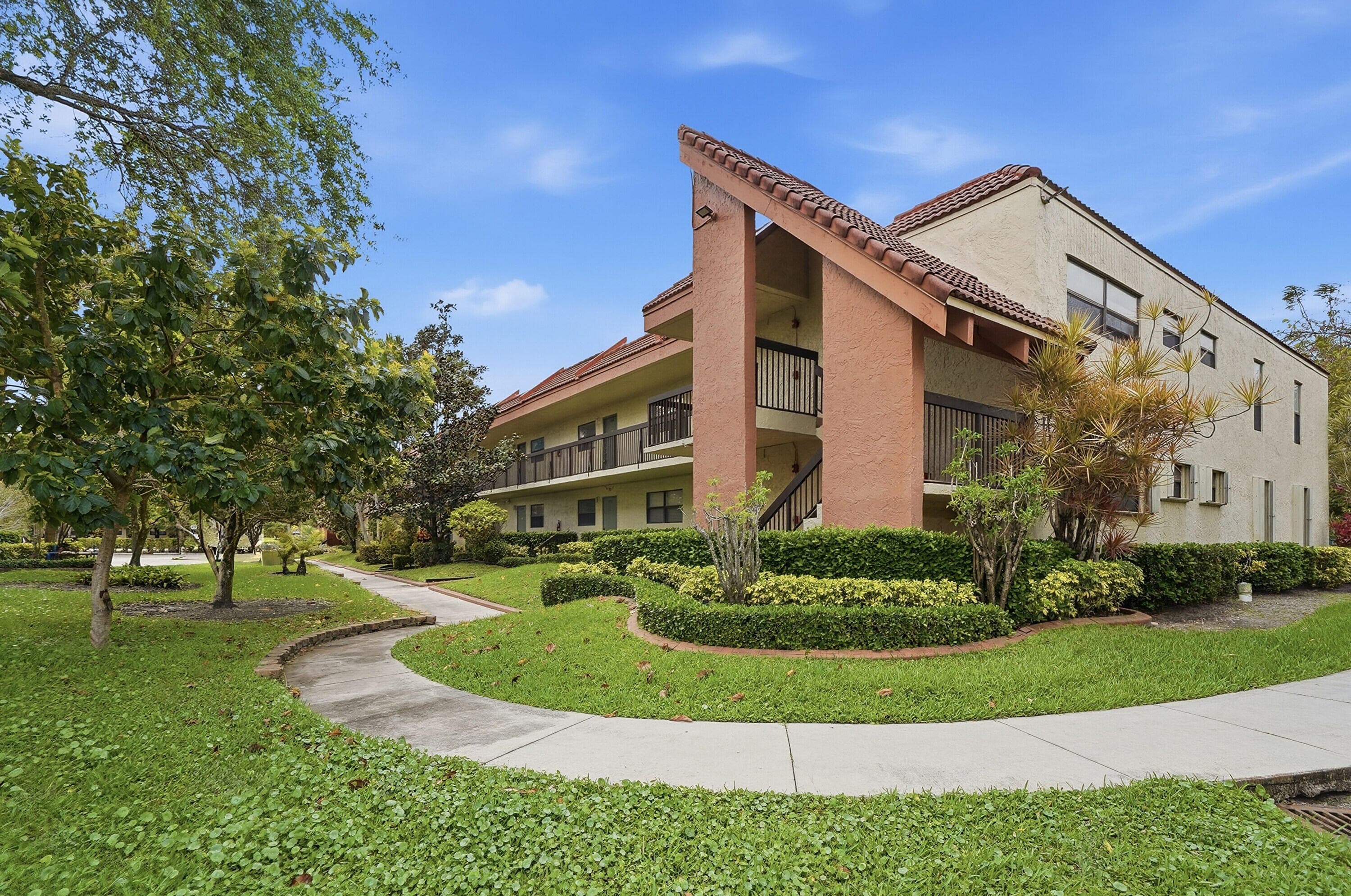 1774 Hammock Boulevard 118, Coconut Creek, FL 33063