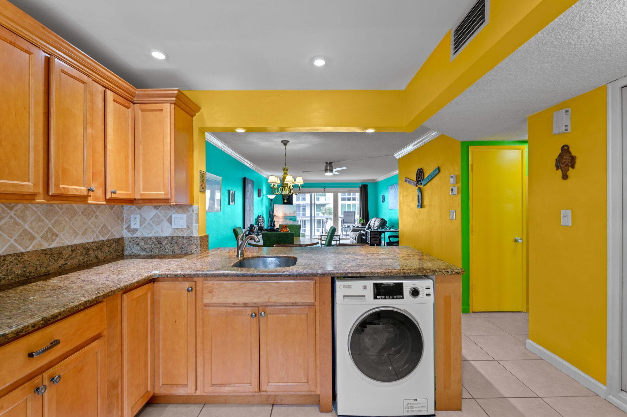 1069 Hillsboro Mile Hillsboro Mile 503, Hillsboro Beach, FL 33062 9