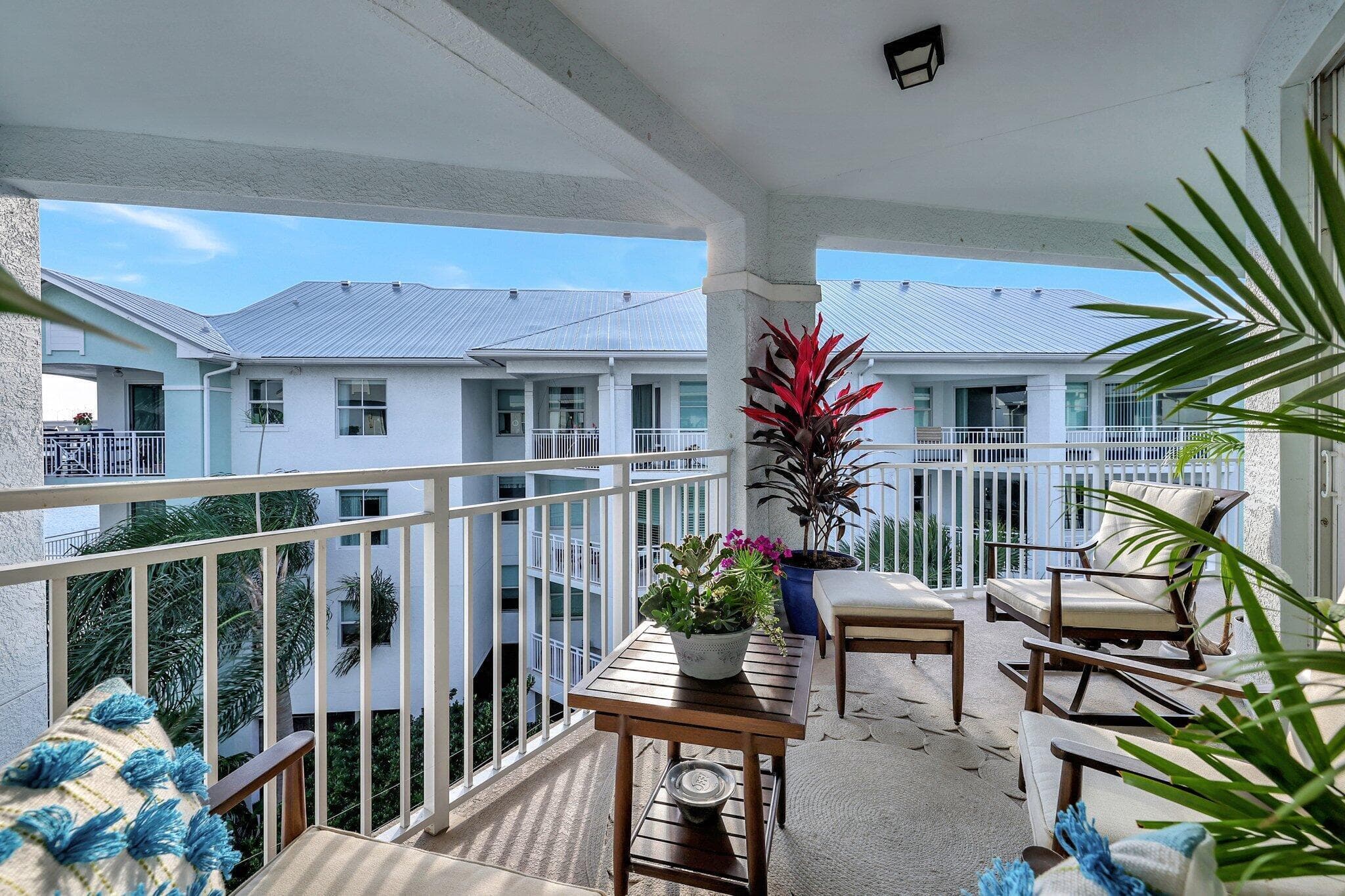 875 NW Flagler Avenue 404, Stuart, FL 34994 27