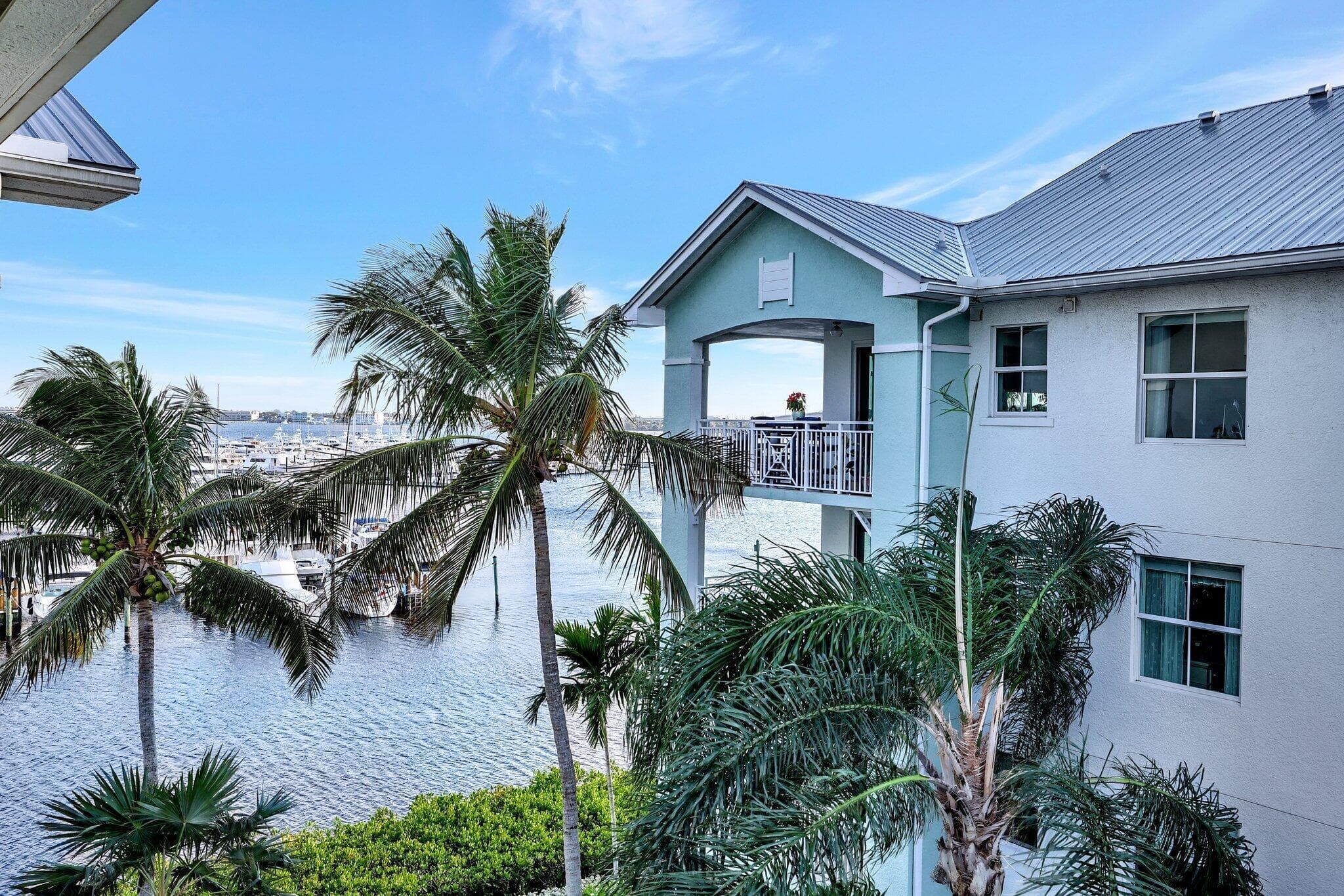 875 NW Flagler Avenue 404, Stuart, FL 34994 28