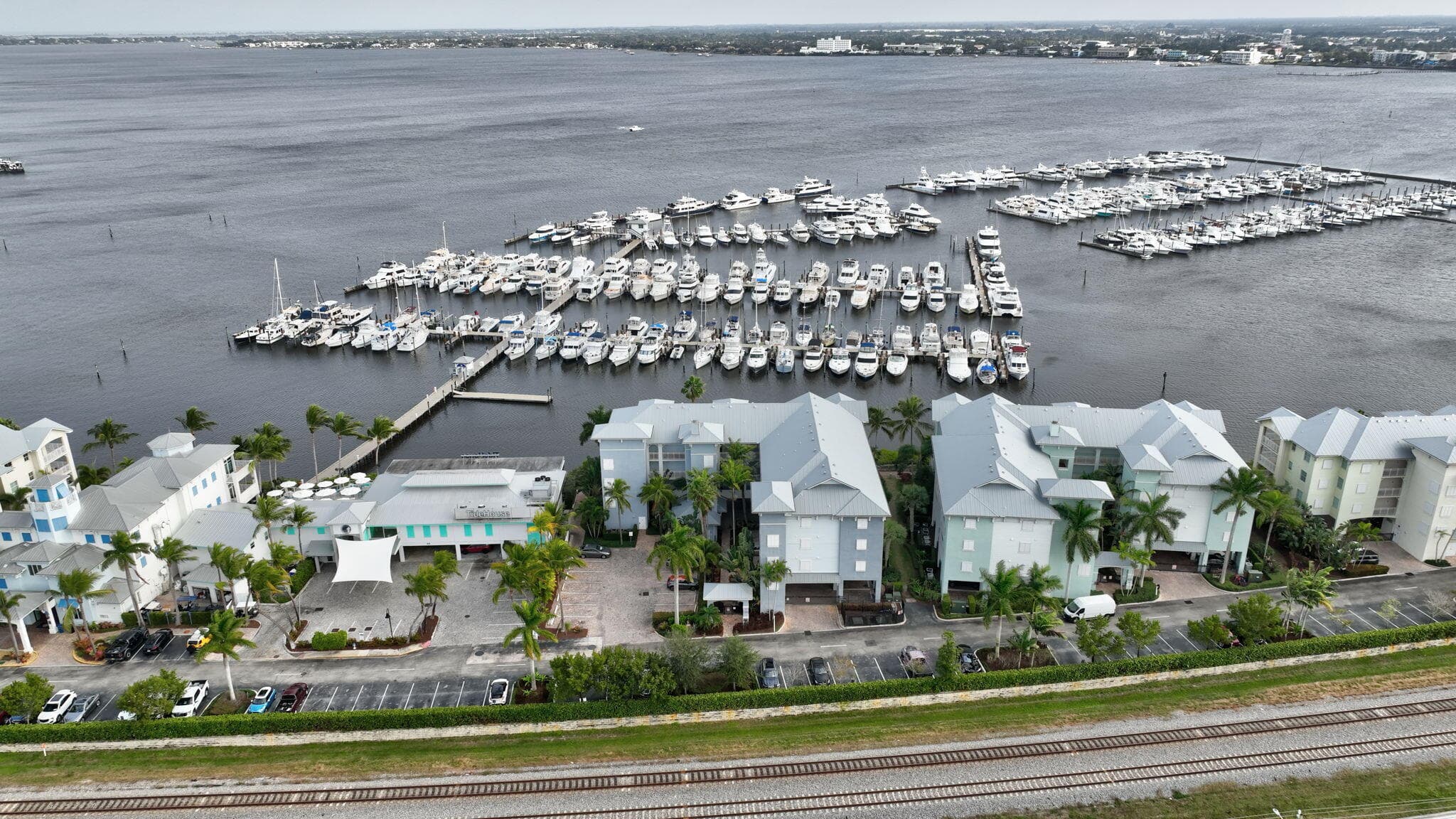 875 NW Flagler Avenue 404, Stuart, FL 34994 52