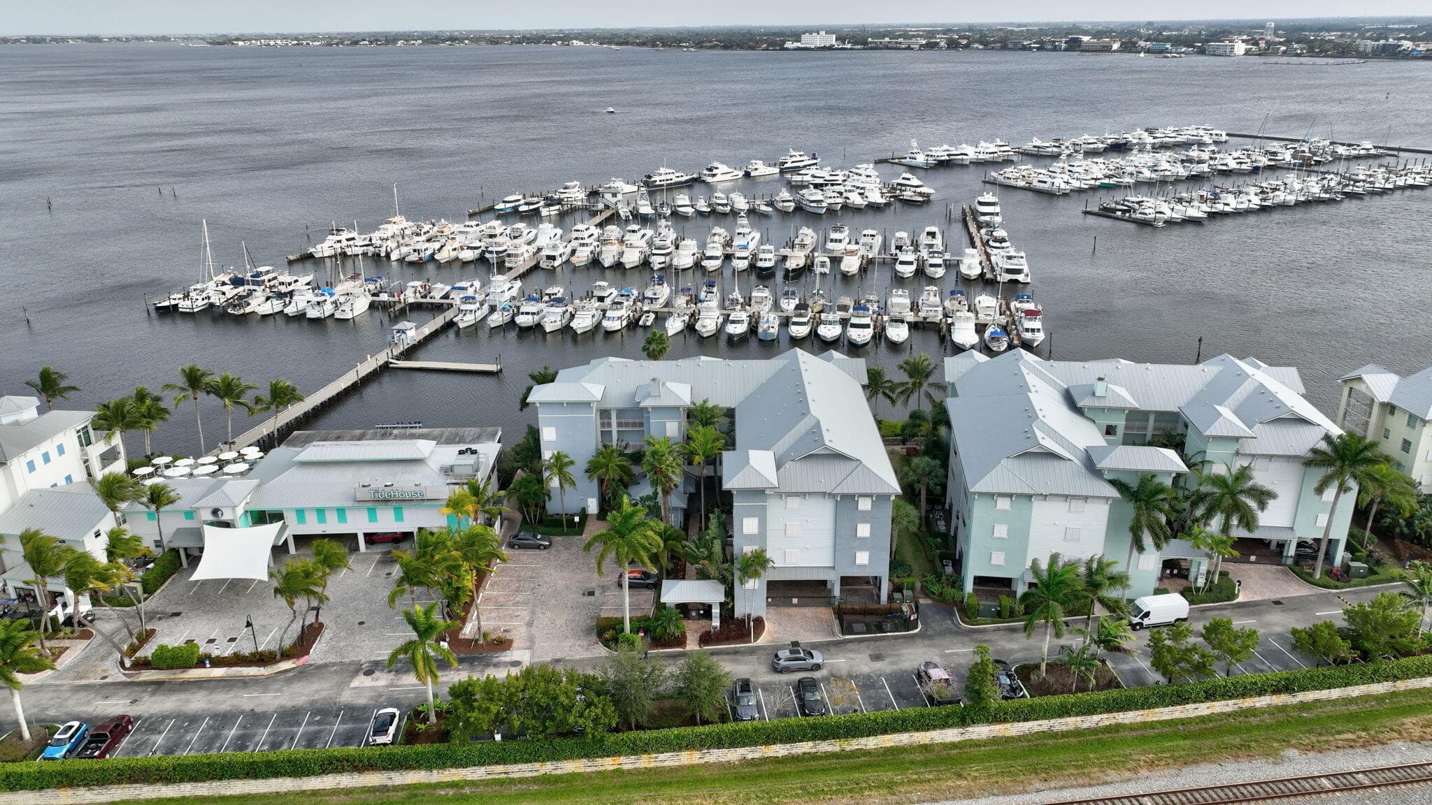 875 NW Flagler Avenue 404, Stuart, FL 34994 53