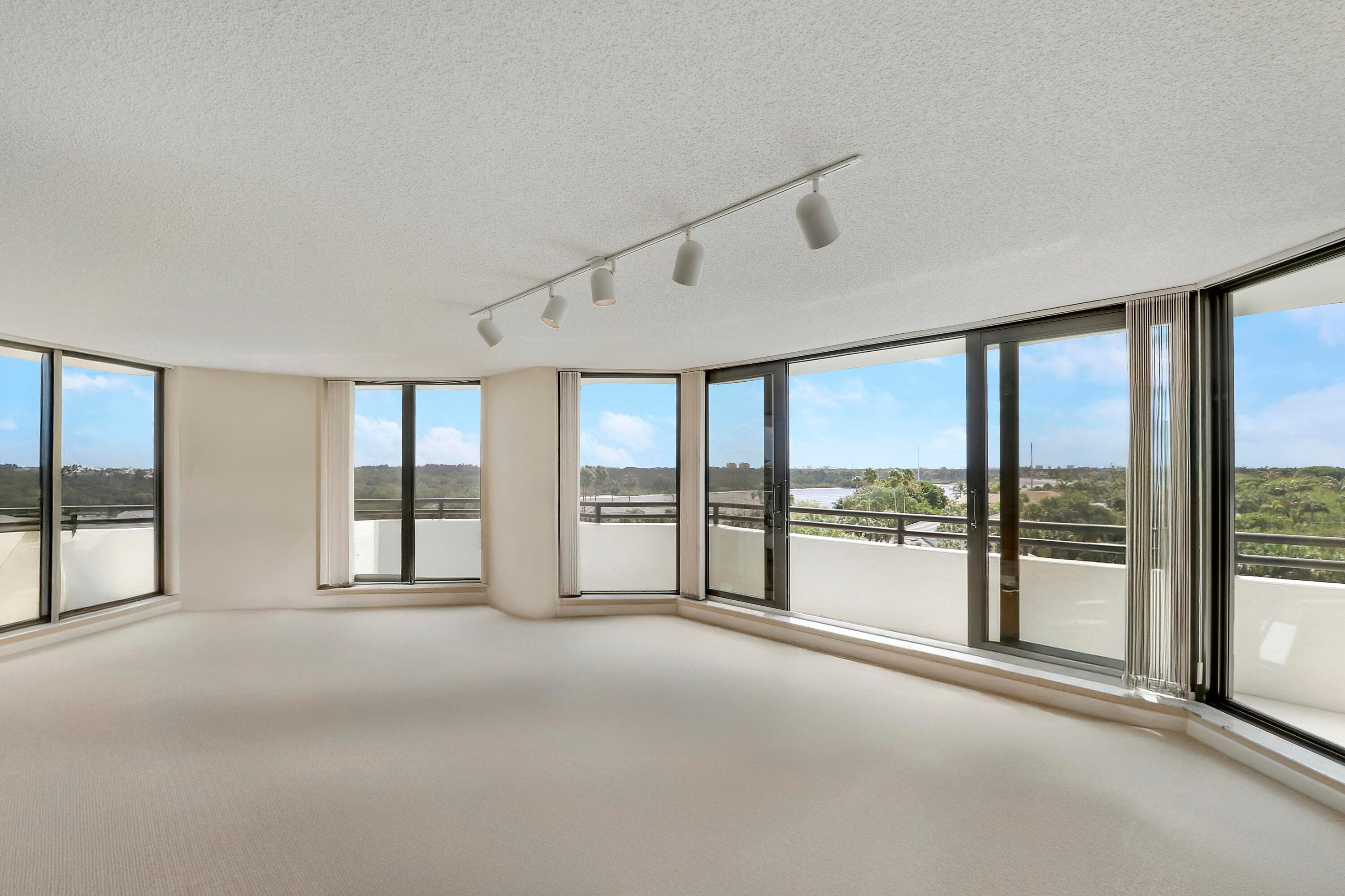 3322 Casseekey Island Road 604, Jupiter, FL 33477 12