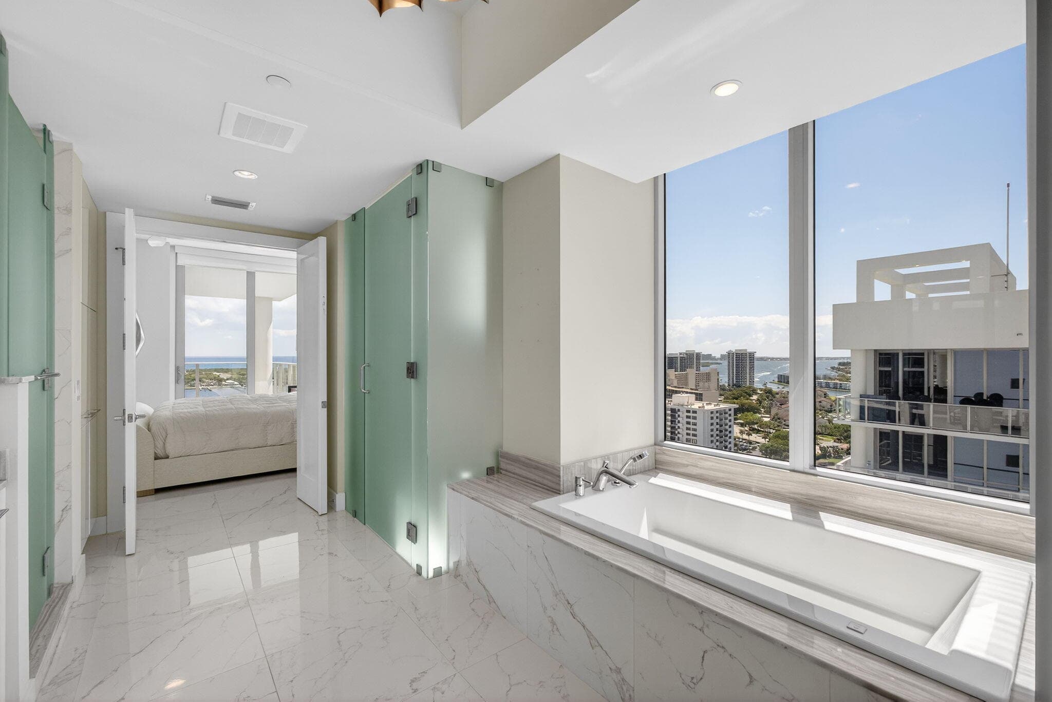 2 Water Club Way 2004, North Palm Beach, FL 33408 27