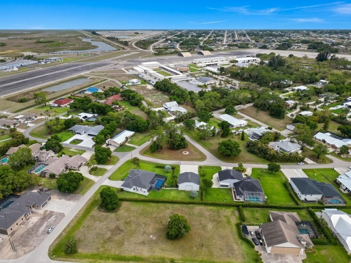 6871 Cherokee Avenue, Fort Myers, FL 33905 15