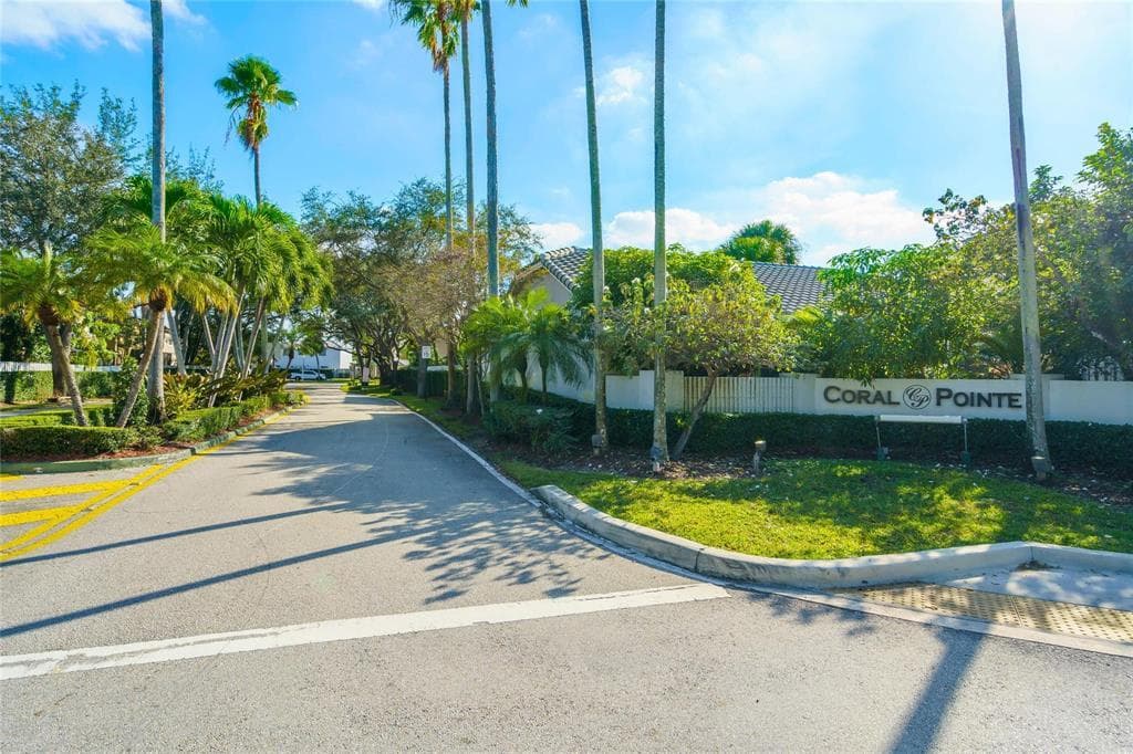 4450 NW 55th Drive, Coconut Creek, FL 33073 52