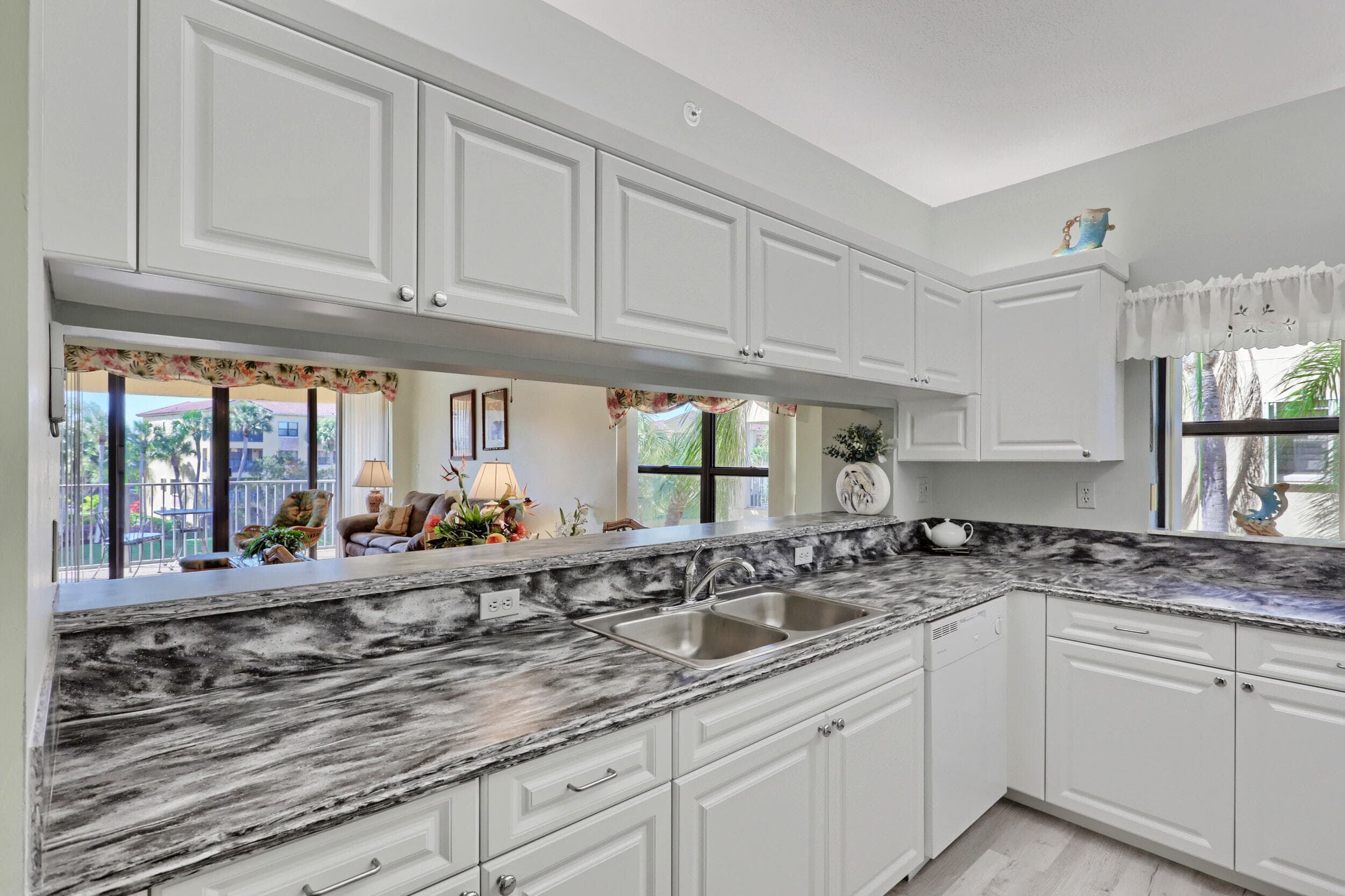 800 Uno Lago Drive 305, Juno Beach, FL 33408 8