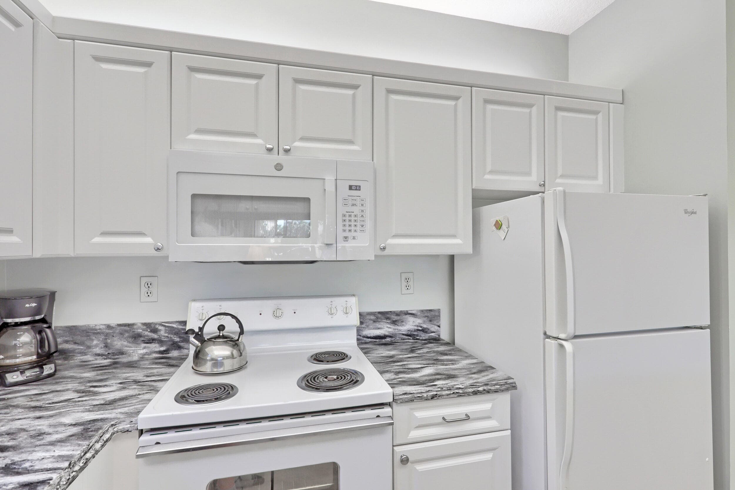 800 Uno Lago Drive 305, Juno Beach, FL 33408 10