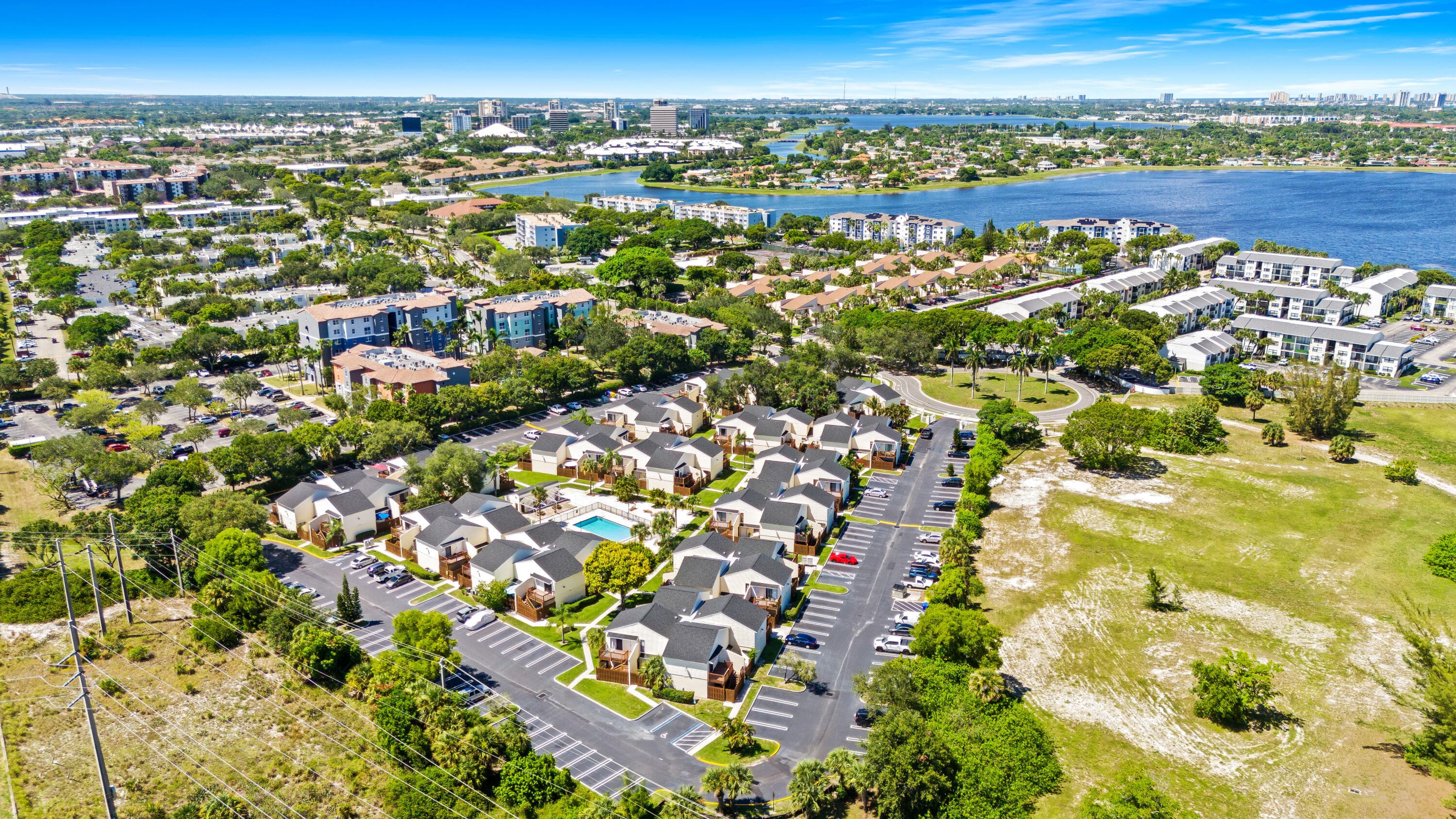 637 Executive Center Drive N105, West Palm Beach, FL 33401 15