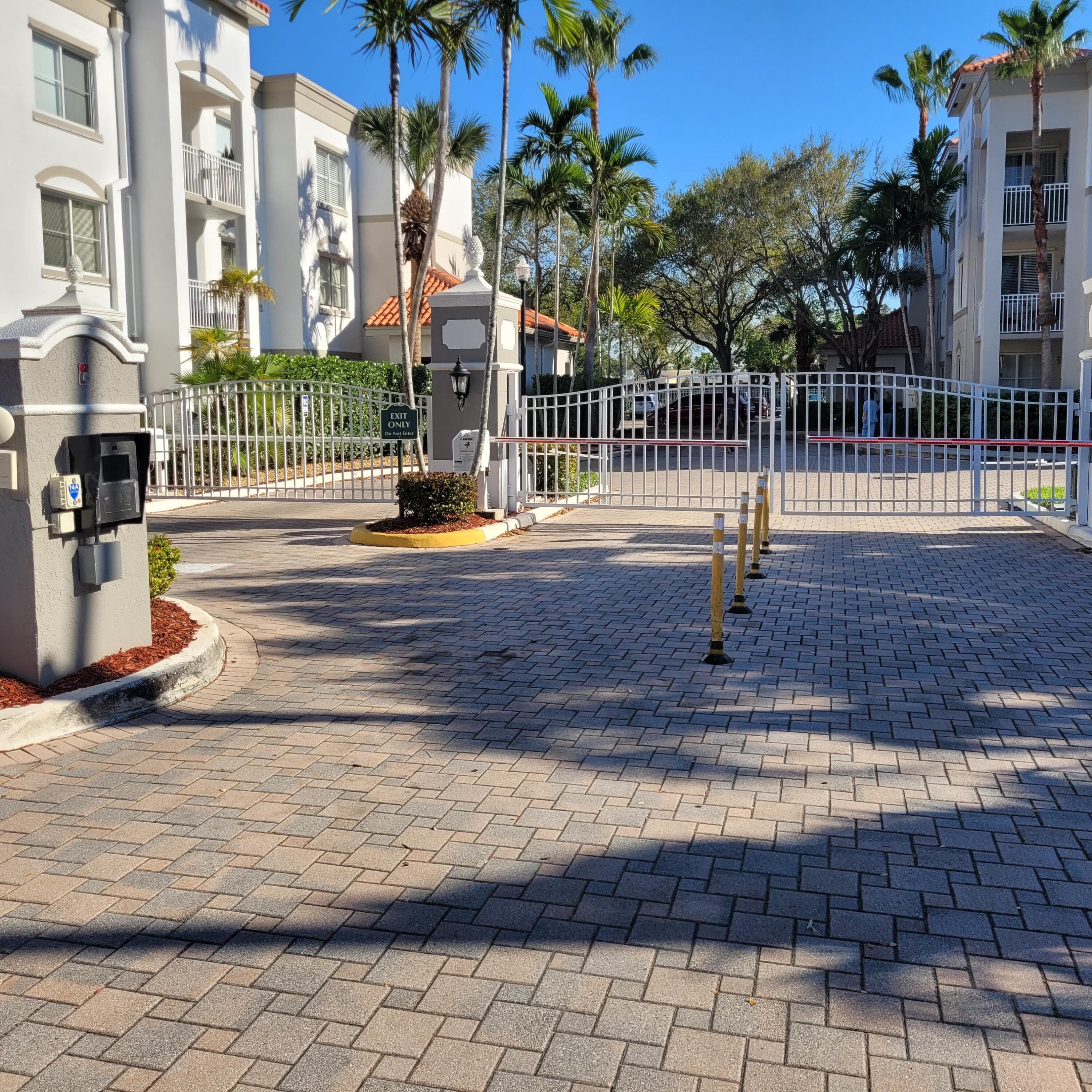 11010 Legacy Drive 301, Palm Beach Gardens, FL 33410 23