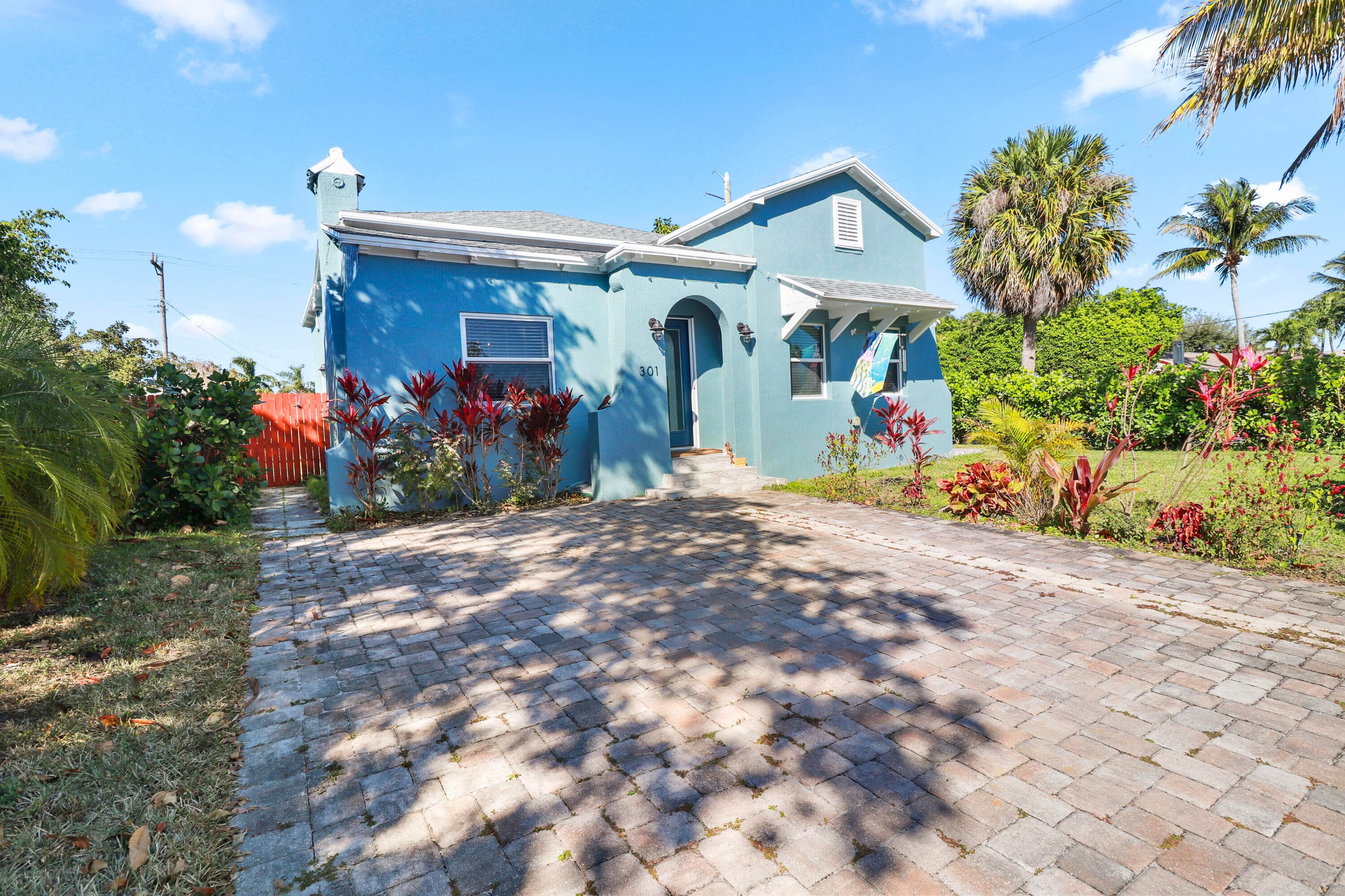 301 Hawthorne Drive, Lake Park, FL 33403 3