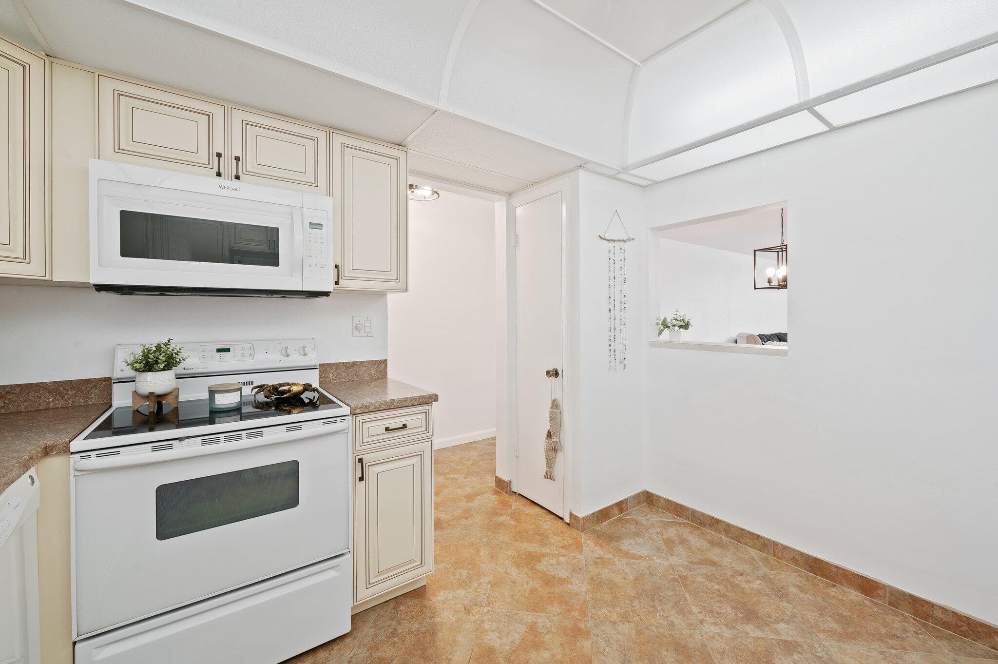 1050 Hillsboro Mile Unit 203w, Hillsboro Beach, FL 33062 16