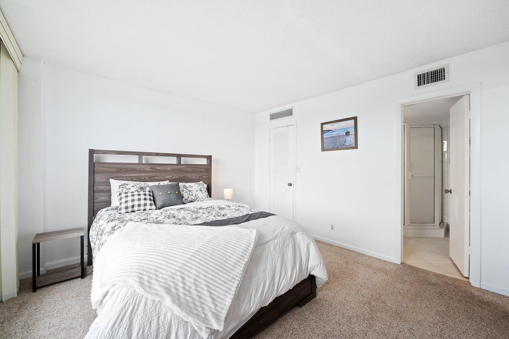 1050 Hillsboro Mile Unit 203w, Hillsboro Beach, FL 33062 20