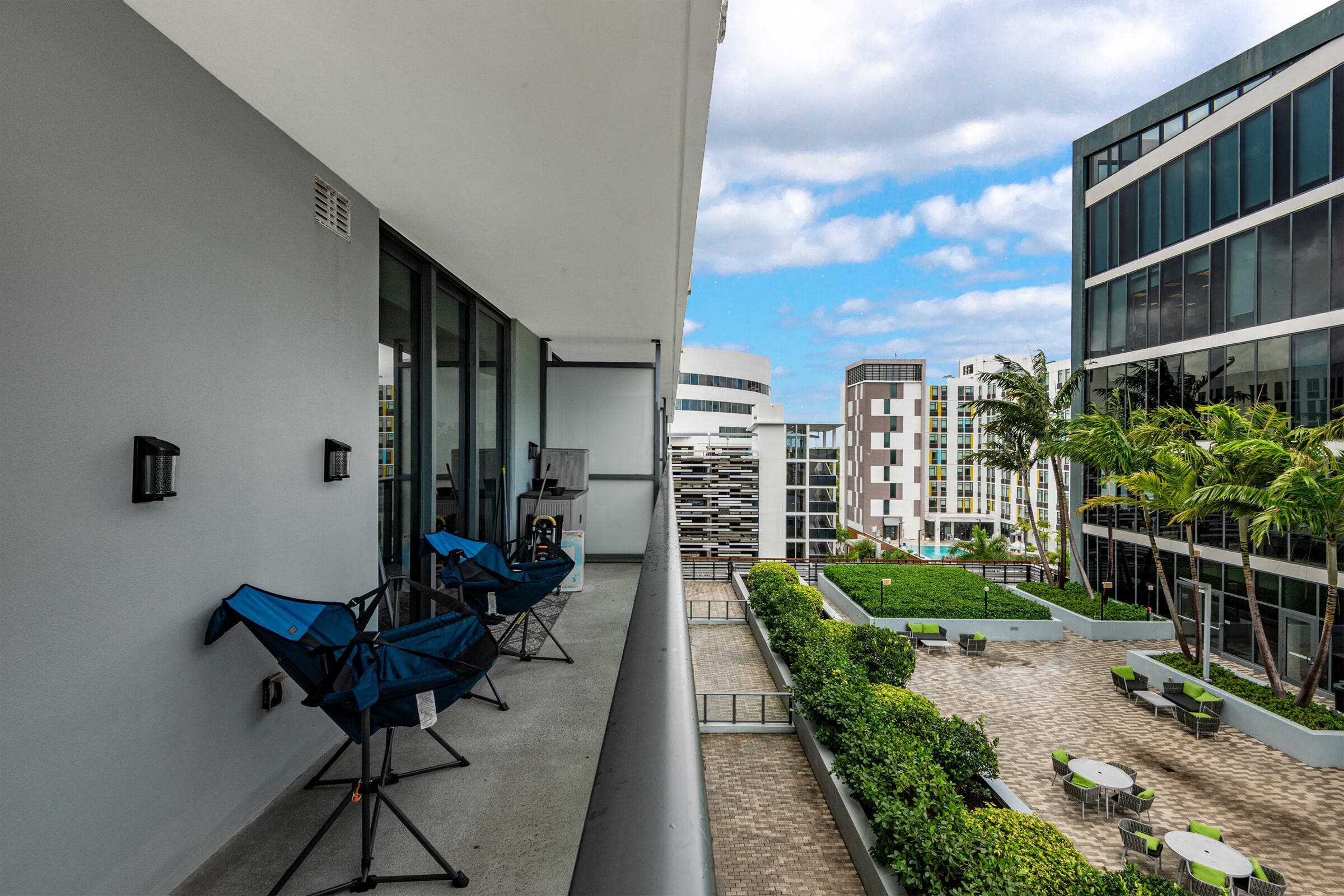 2960 NE 207th Street 708, Aventura, FL 33180 5