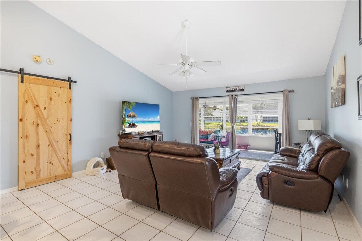 2538 SE Tropical East Circle, Port St. Lucie, FL 34952 16