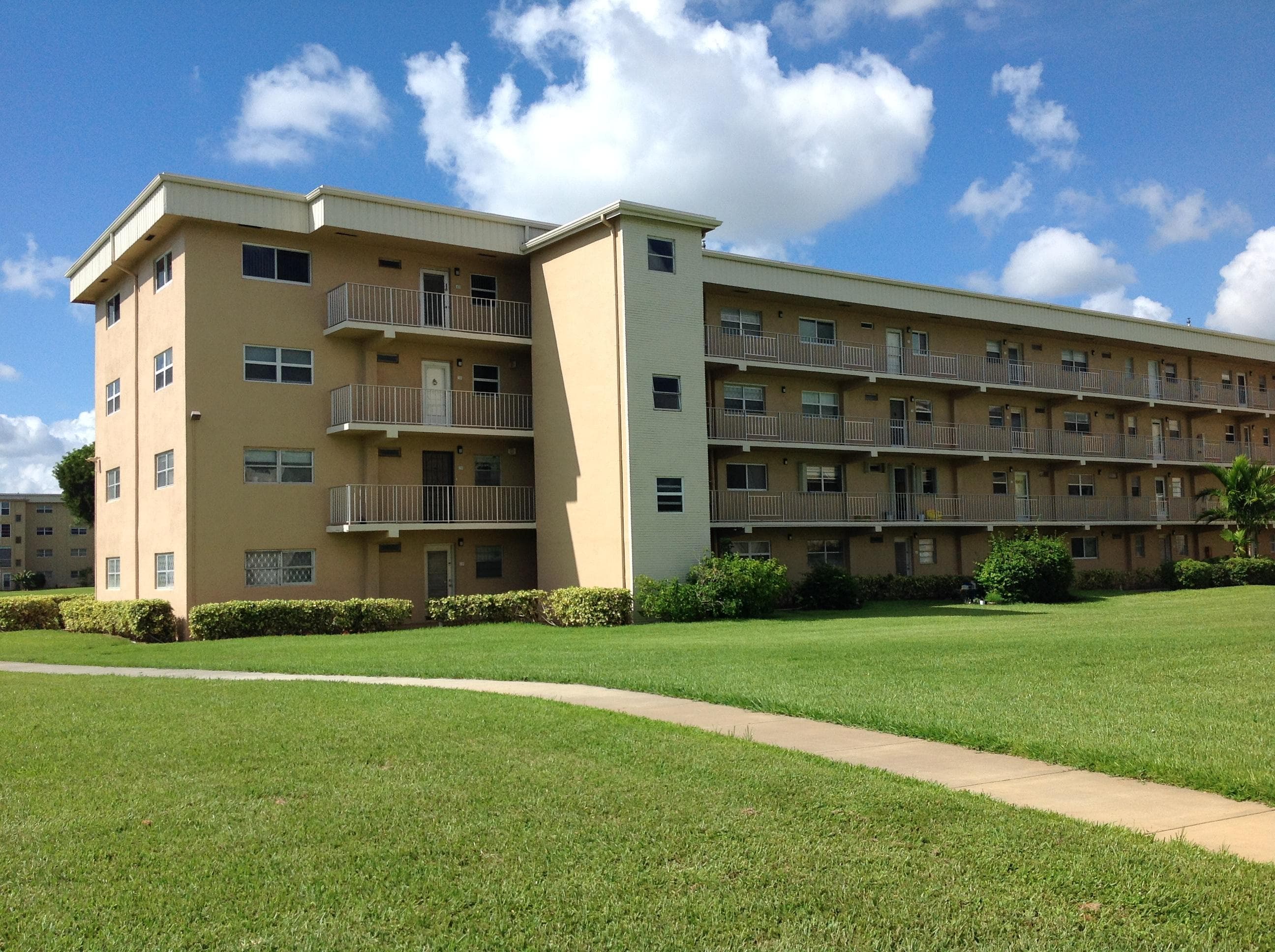 2600 NE 1st Lane 418, Boynton Beach, FL 33435