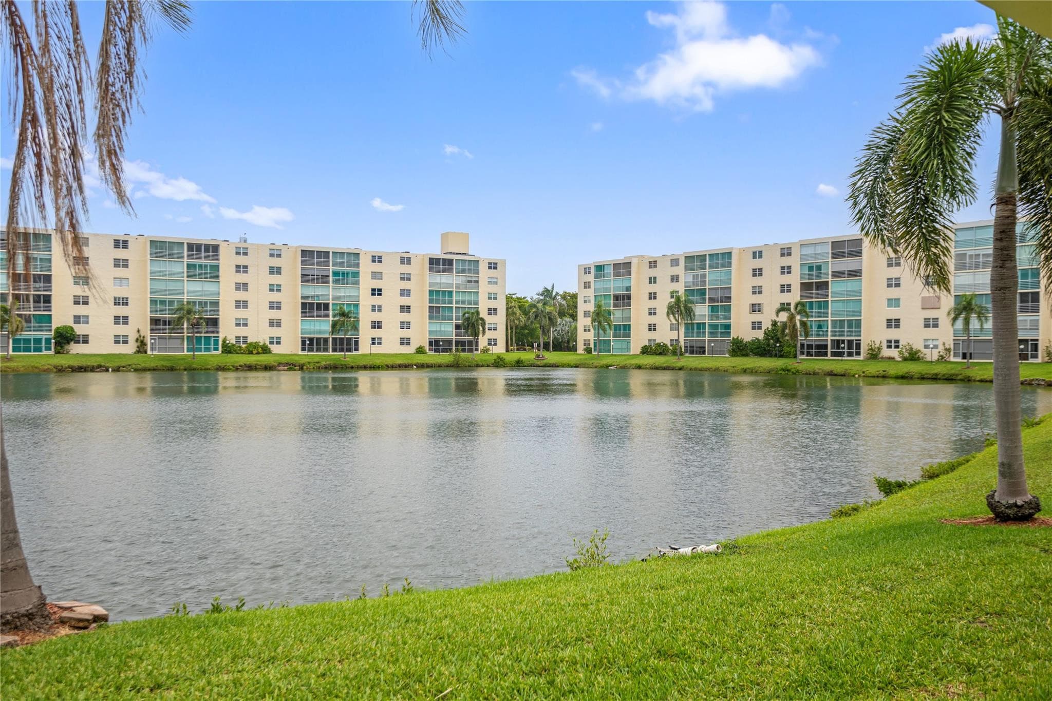 101 SE 3rd Avenue 605, Dania Beach, FL 33004 2