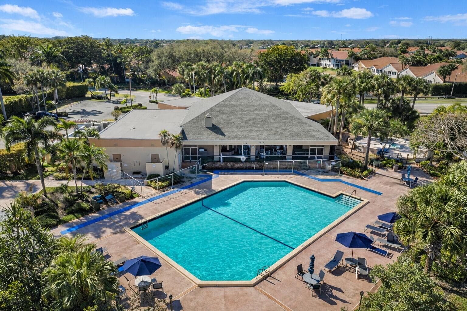 10884 Waterberry Court, Boca Raton, FL 33498 35