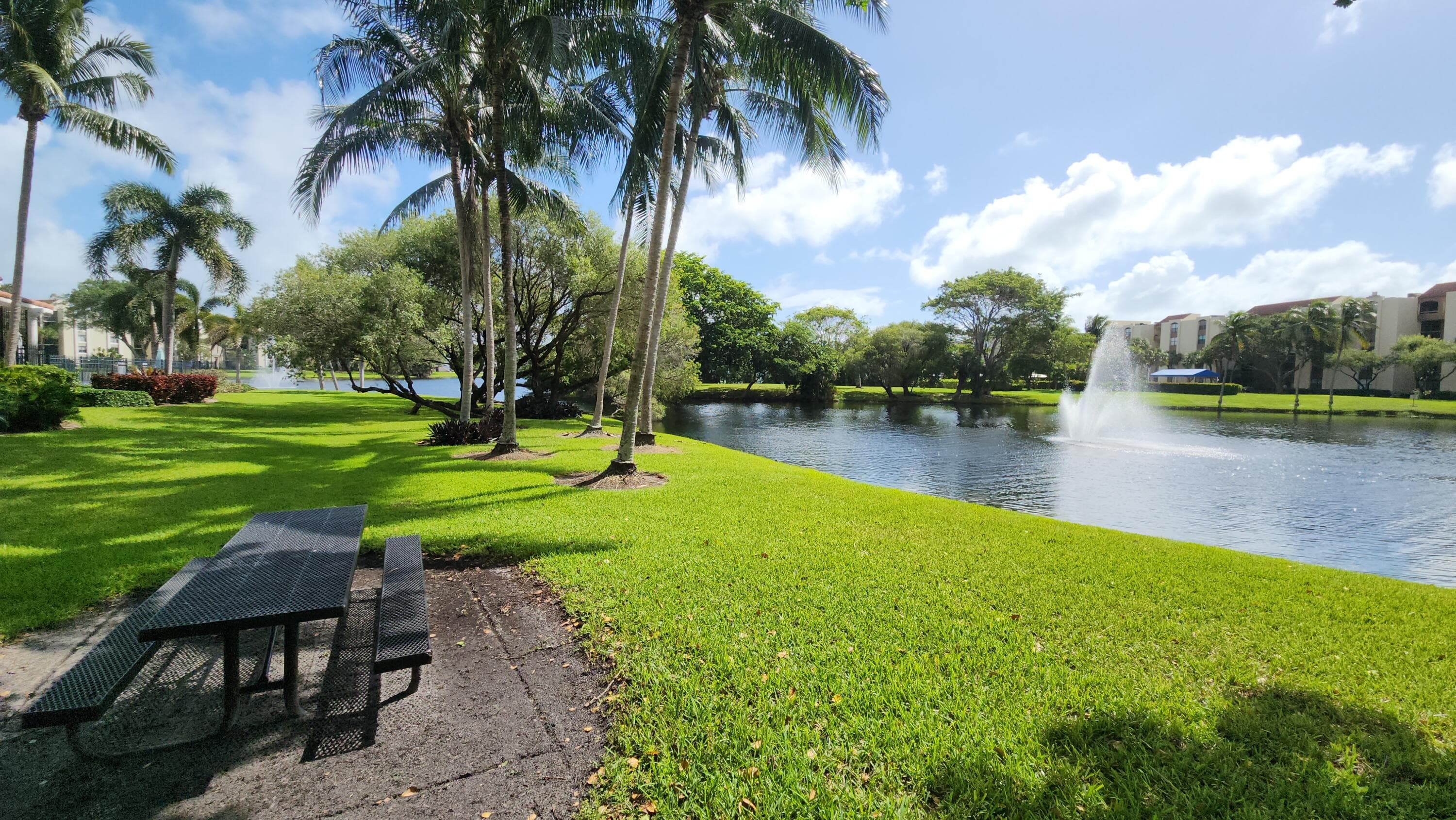 1915 Lavers Circle E208, Delray Beach, FL 33444 25