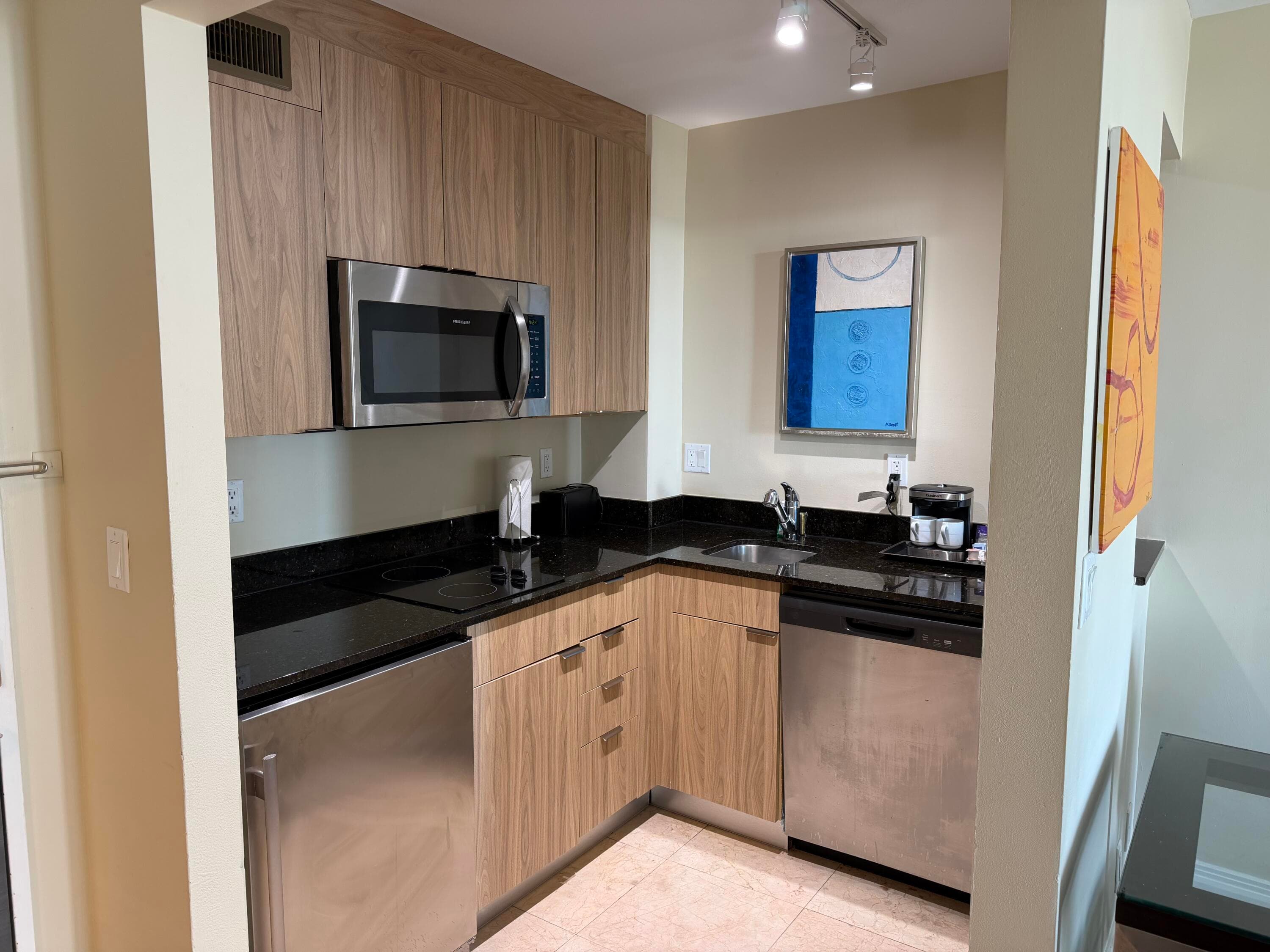 2670 E Sunrise Boulevard 703, Fort Lauderdale, FL 33304 26