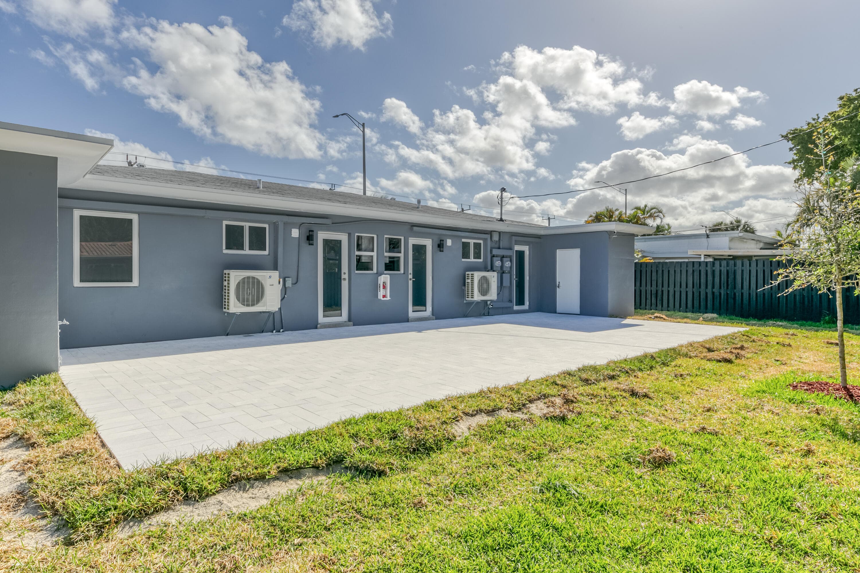 2017 NE 26th Street, Wilton Manors, FL 33305 43