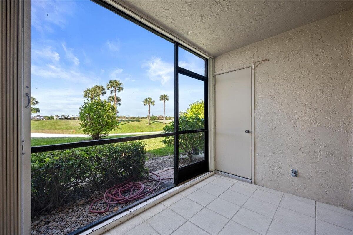13369 Touchstone Place 101, Palm Beach Gardens, FL 33418 18