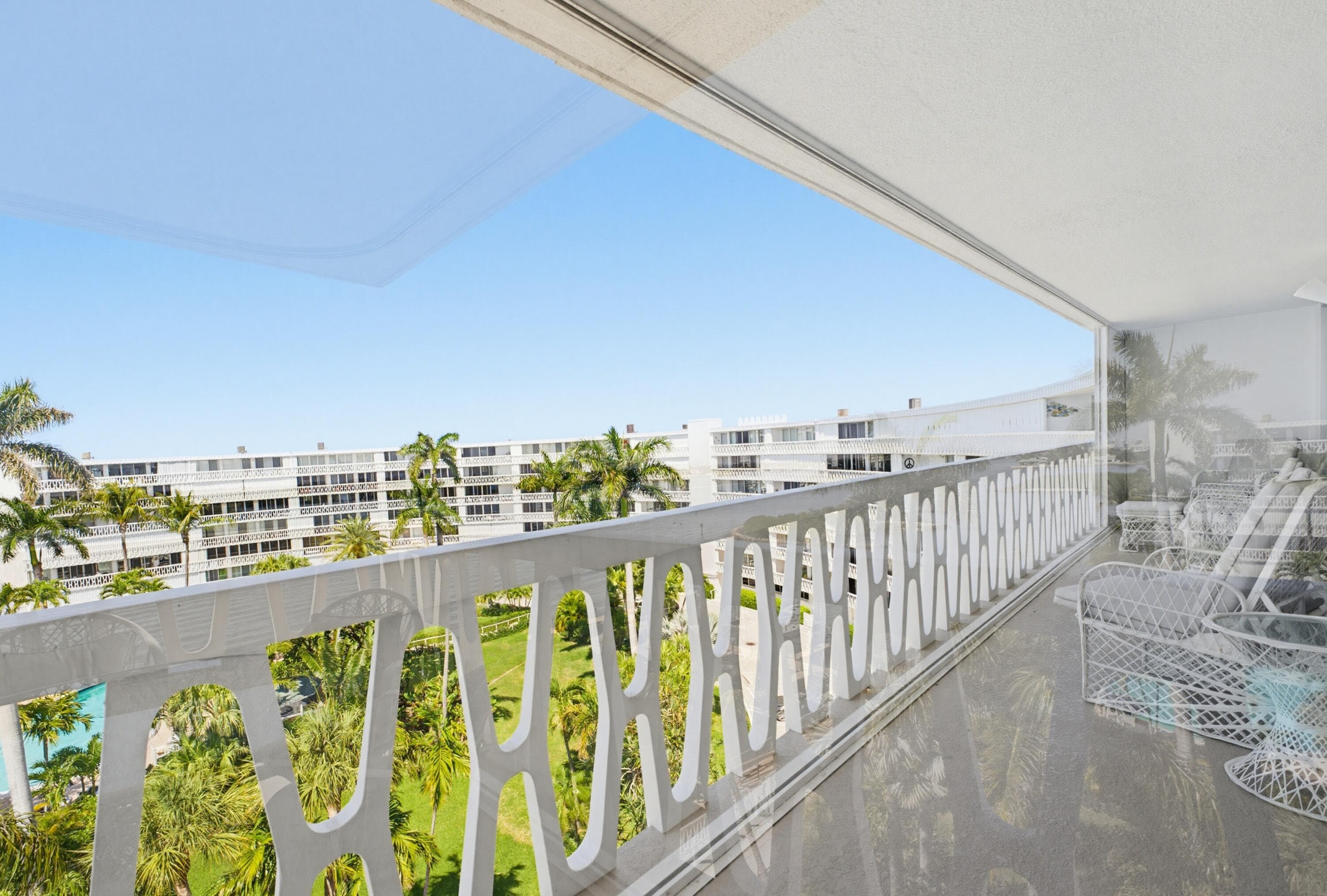 2505 S Ocean Boulevard, Palm Beach, FL 33480 28