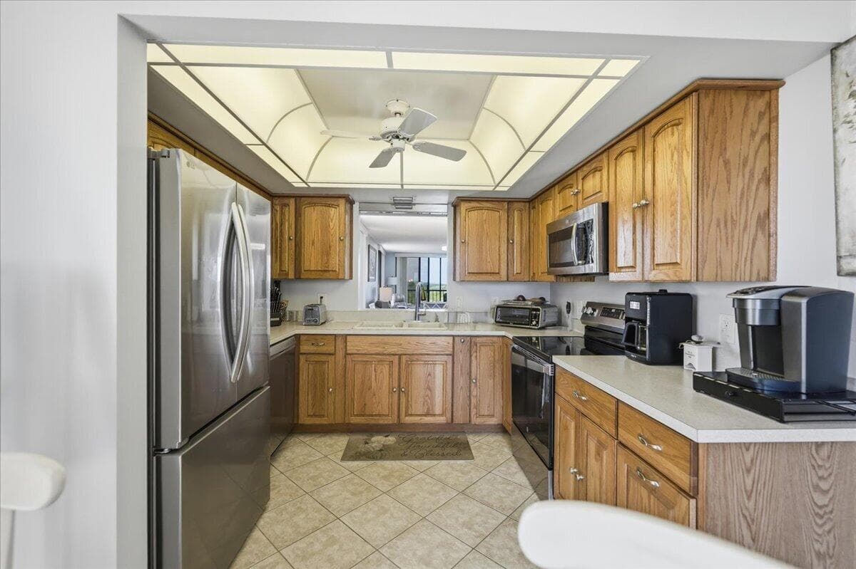 5059 N Hwy A1a 401, Hutchinson Island, FL 34949 21
