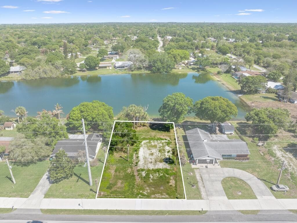 6208 Emerson Avenue, Fort Pierce, FL 34951