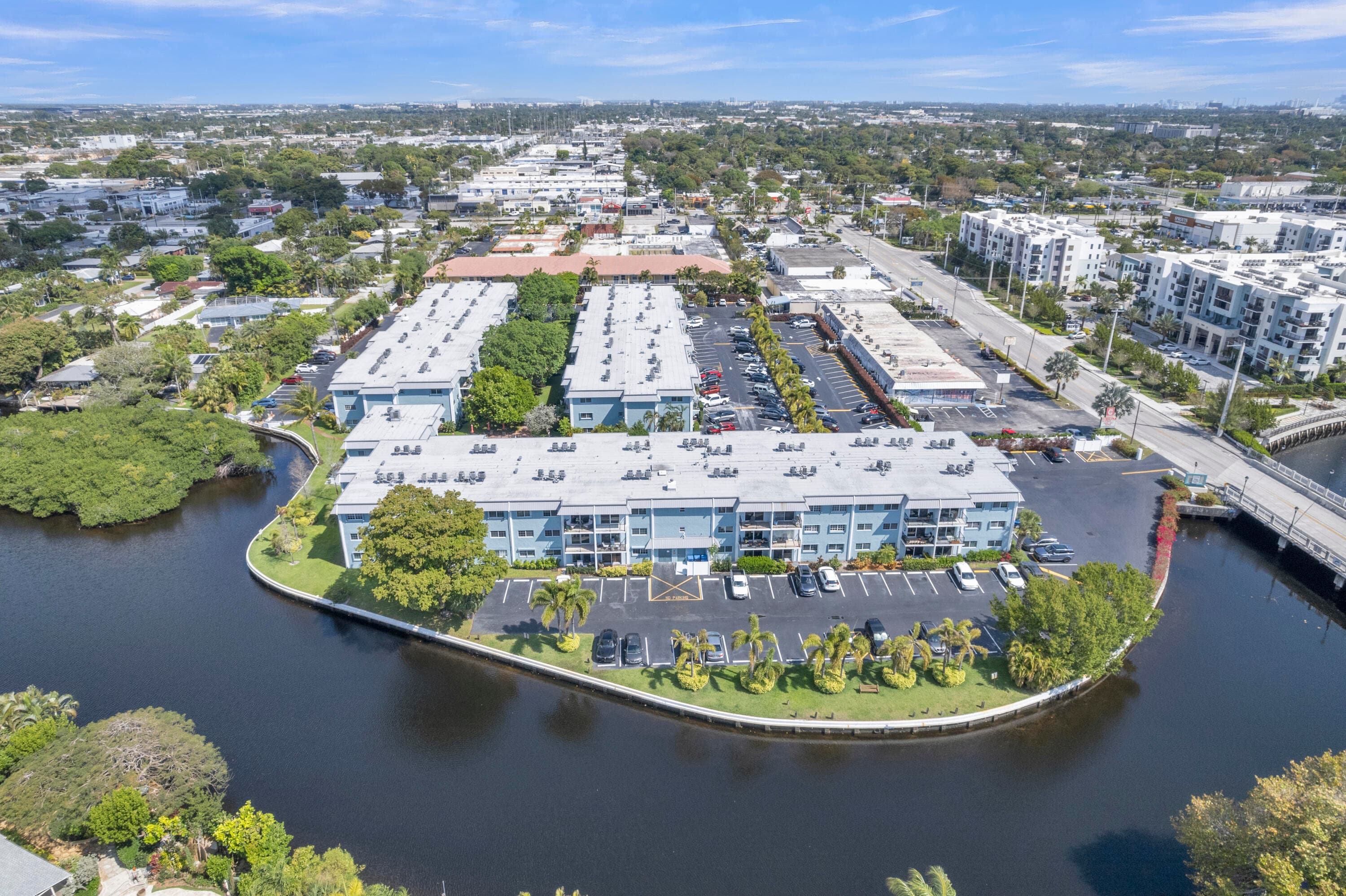 3004 NE 5th Terrace 206-c, Wilton Manors, FL 33334 36