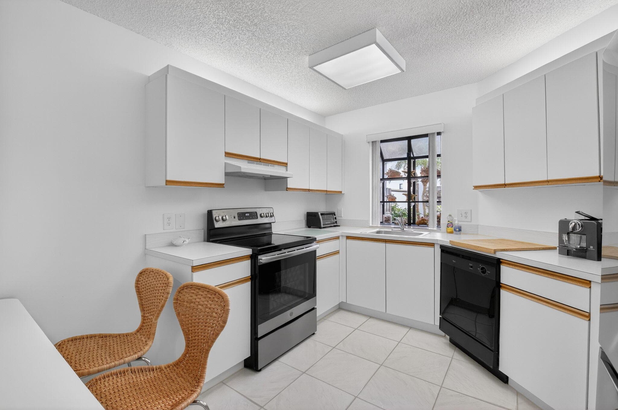 5226 Europa Drive H, Boynton Beach, FL 33437 11