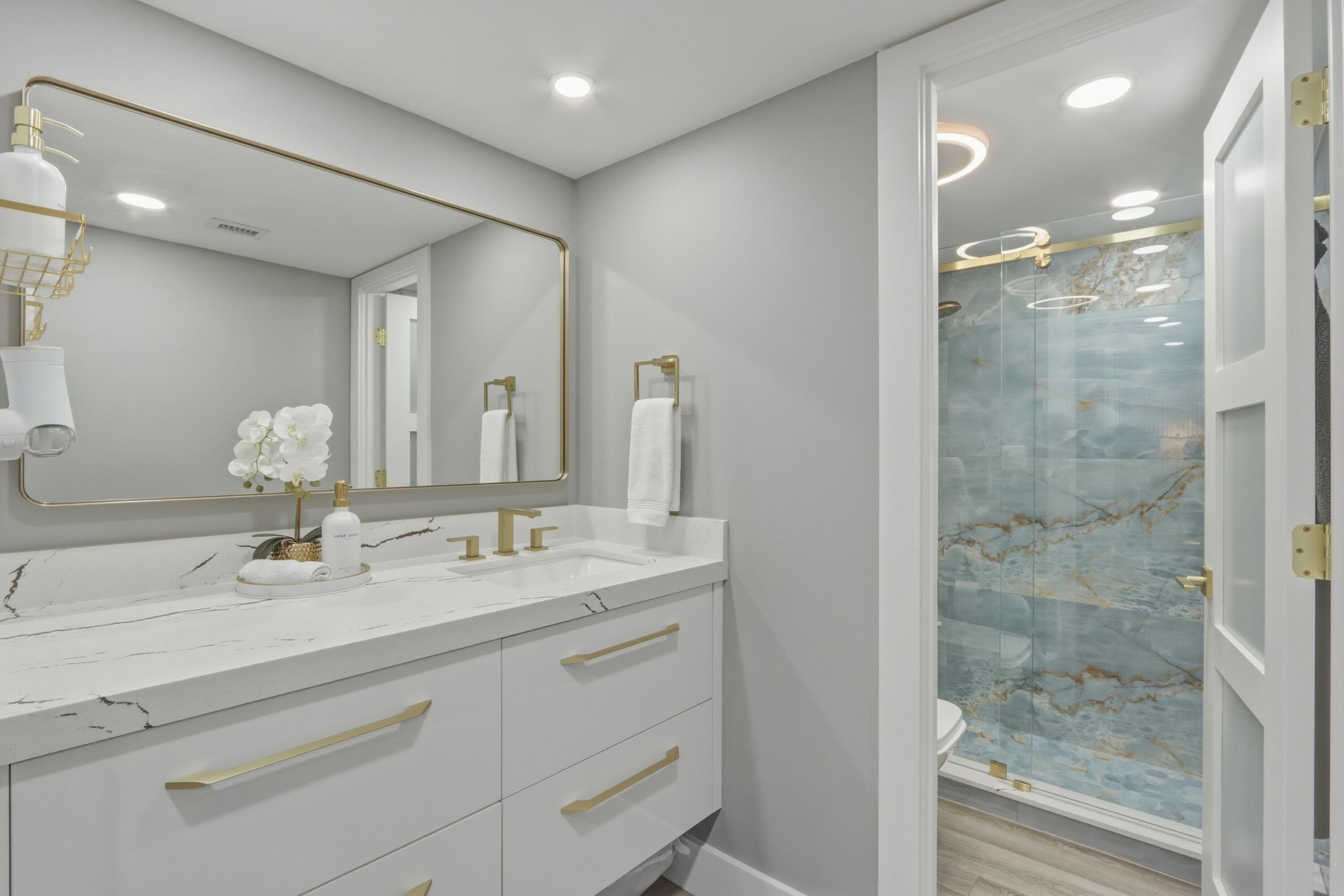6039 Collins Avenue 609, Miami Beach, FL 33140 15