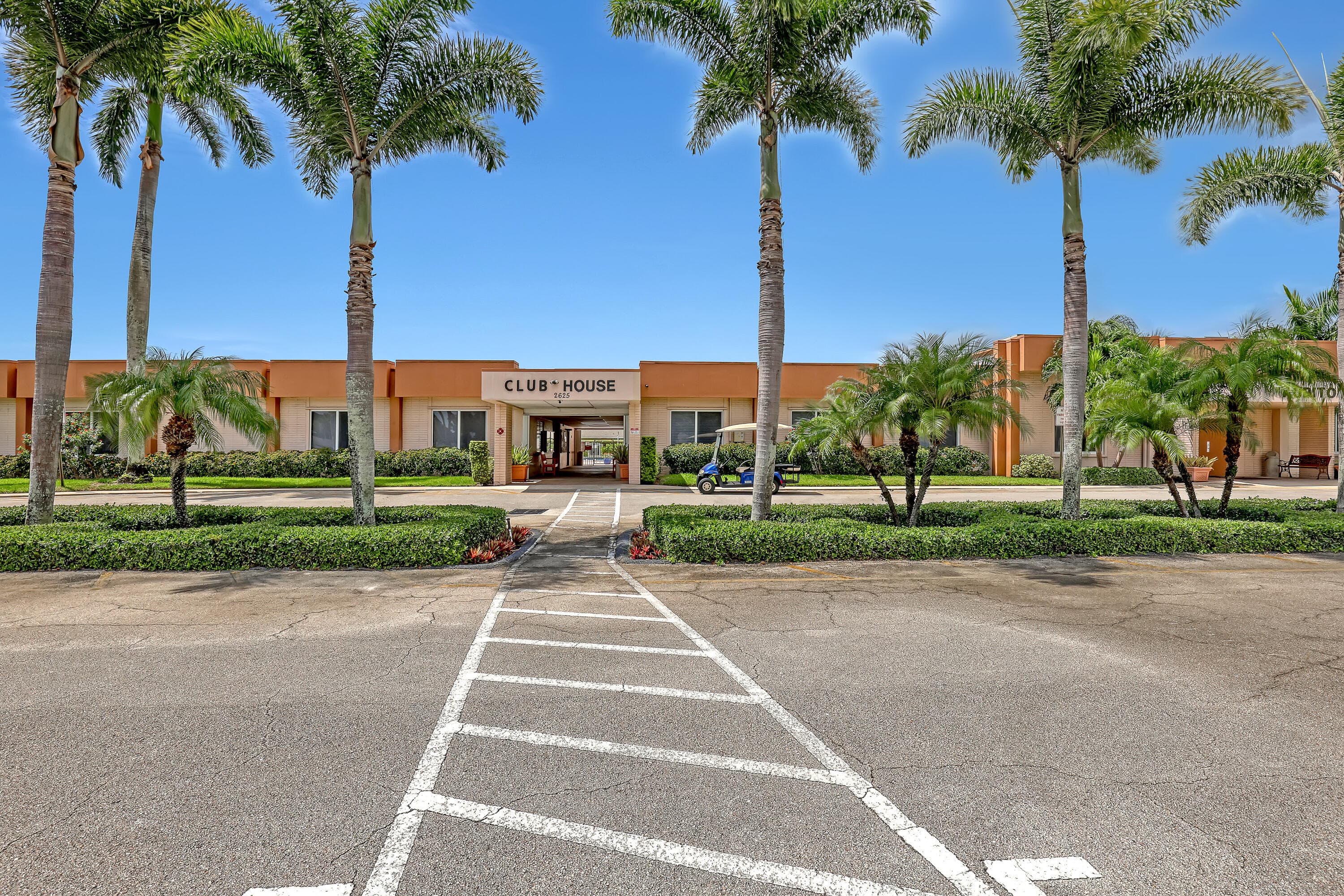 2747 E Dudley Dr Drive E D, West Palm Beach, FL 33415 32
