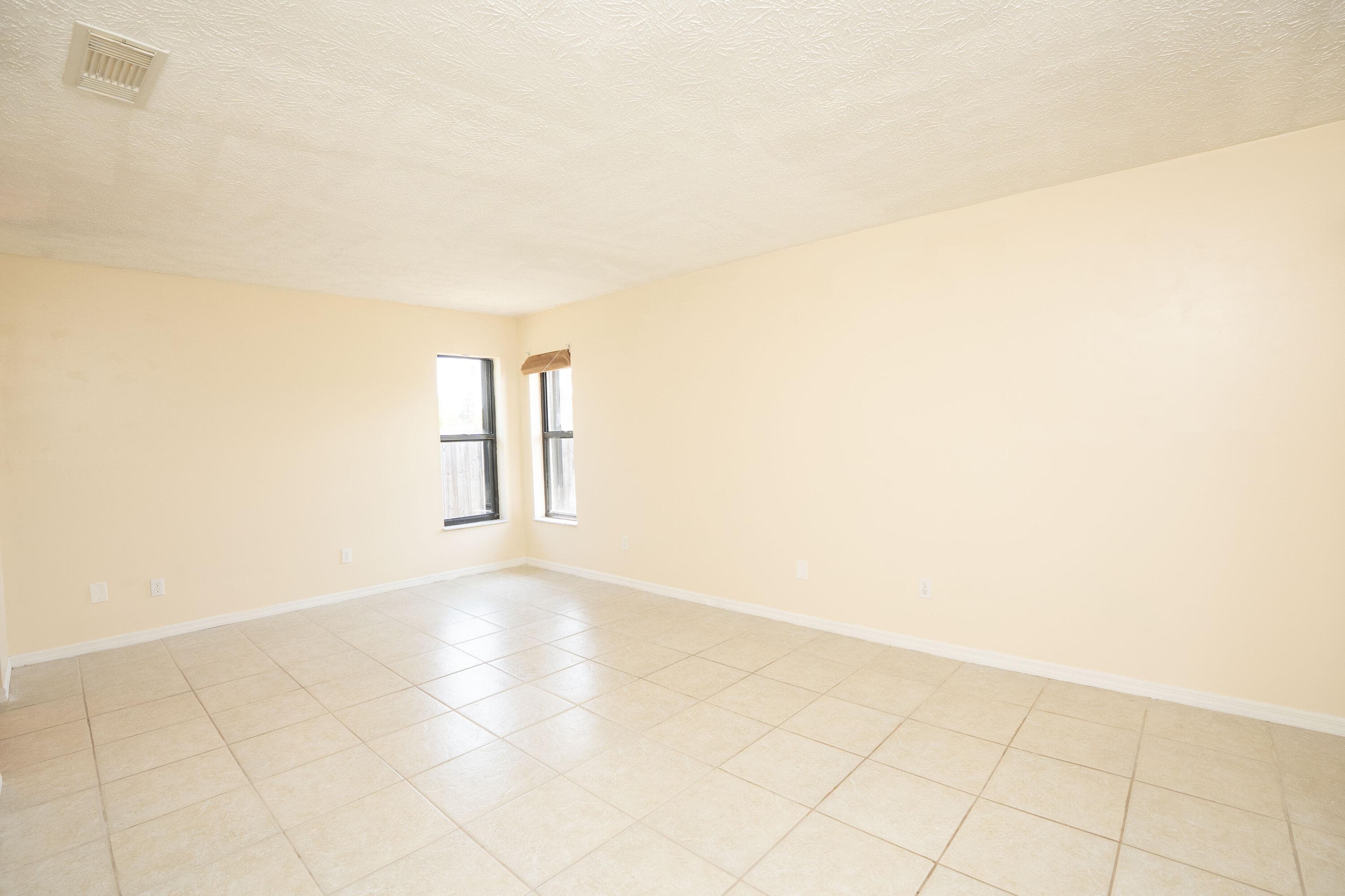 2456 SE Trail Avenue, Port St. Lucie, FL 34952 14