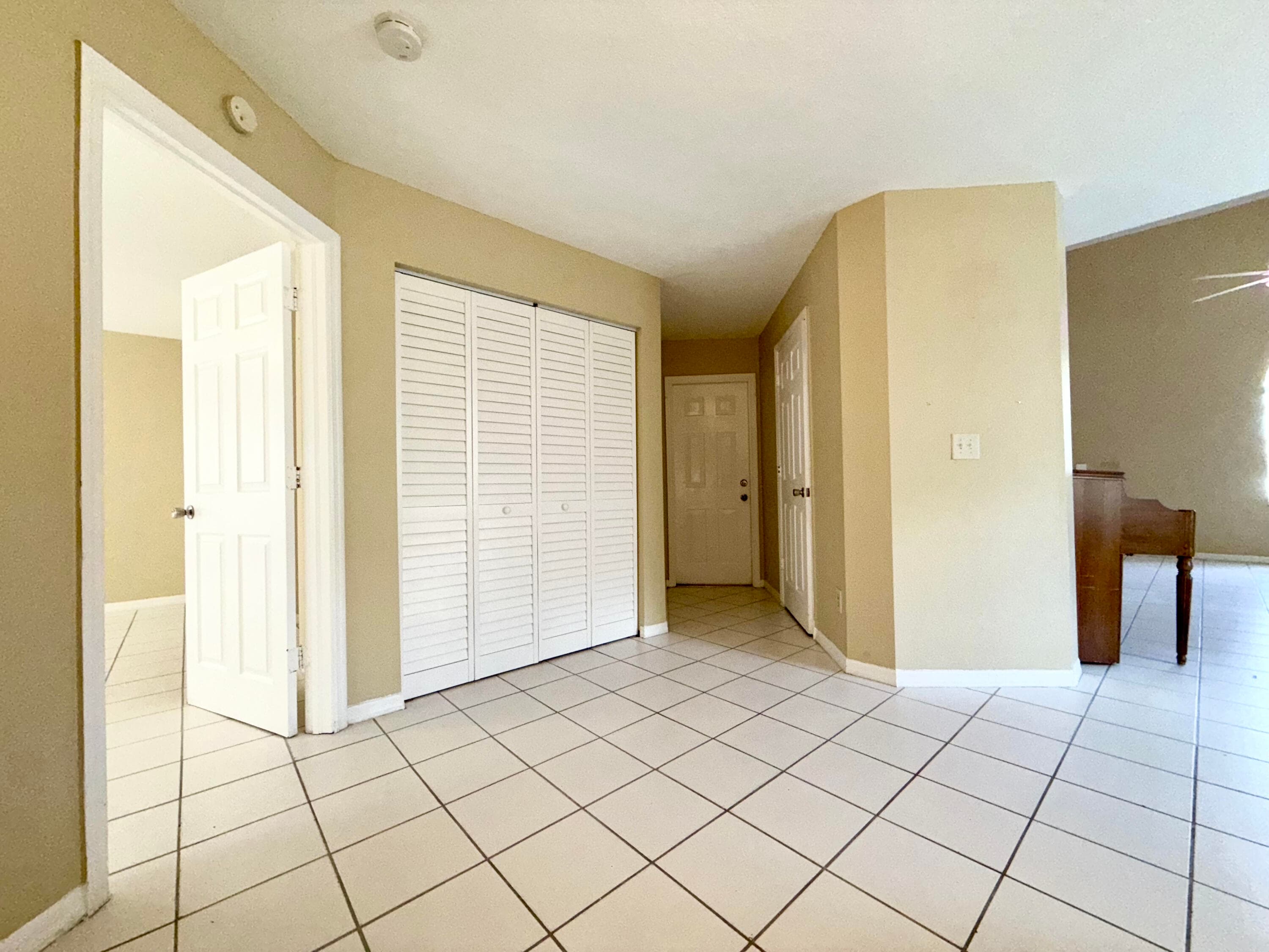 13614 Yarmouth Court, Wellington, FL 33414 13