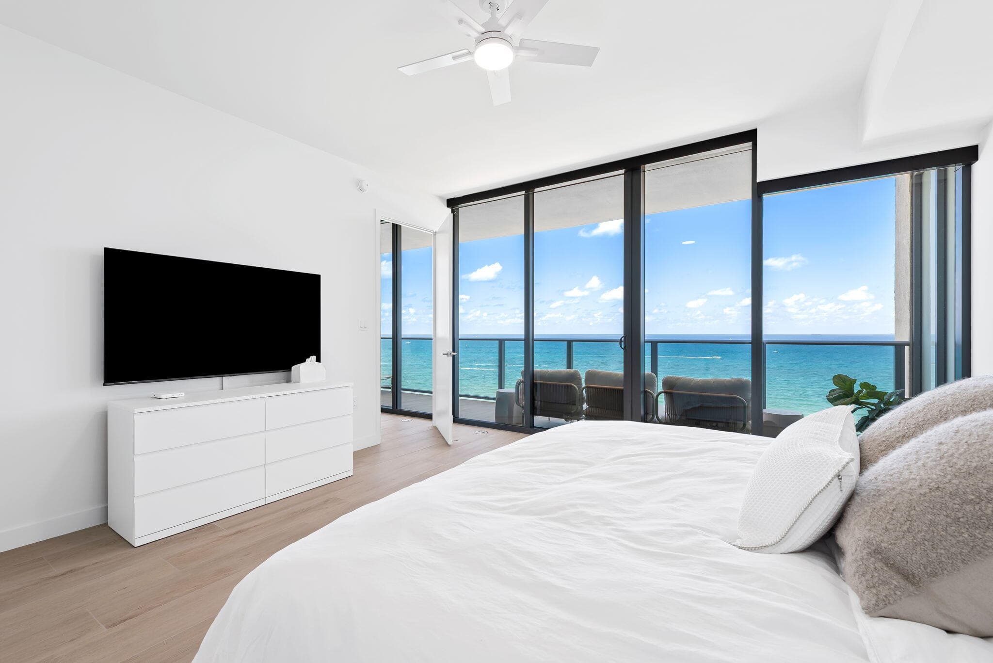 900 N Ocean Boulevard 1404, Pompano Beach, FL 33062 14