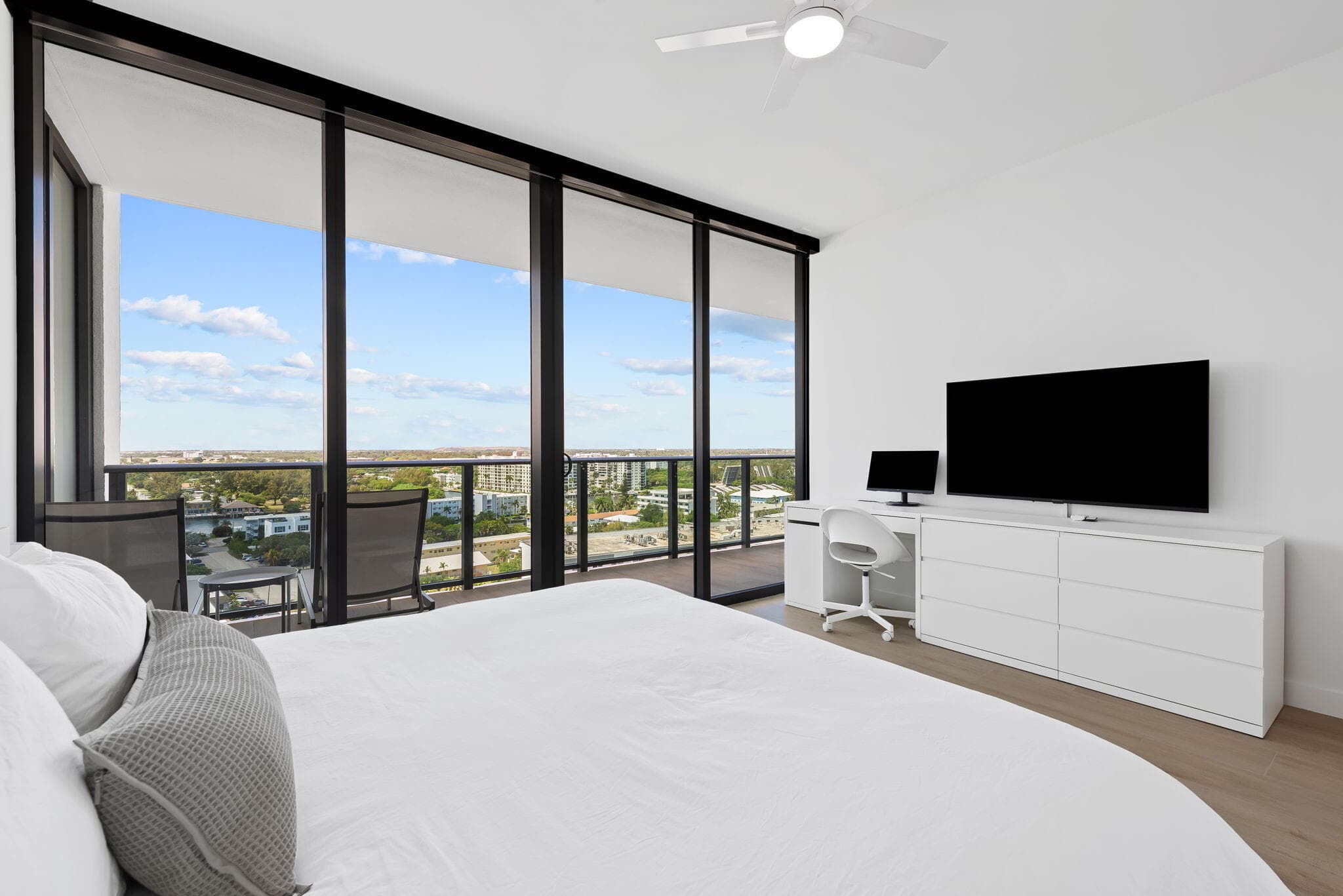 900 N Ocean Boulevard 1404, Pompano Beach, FL 33062 21