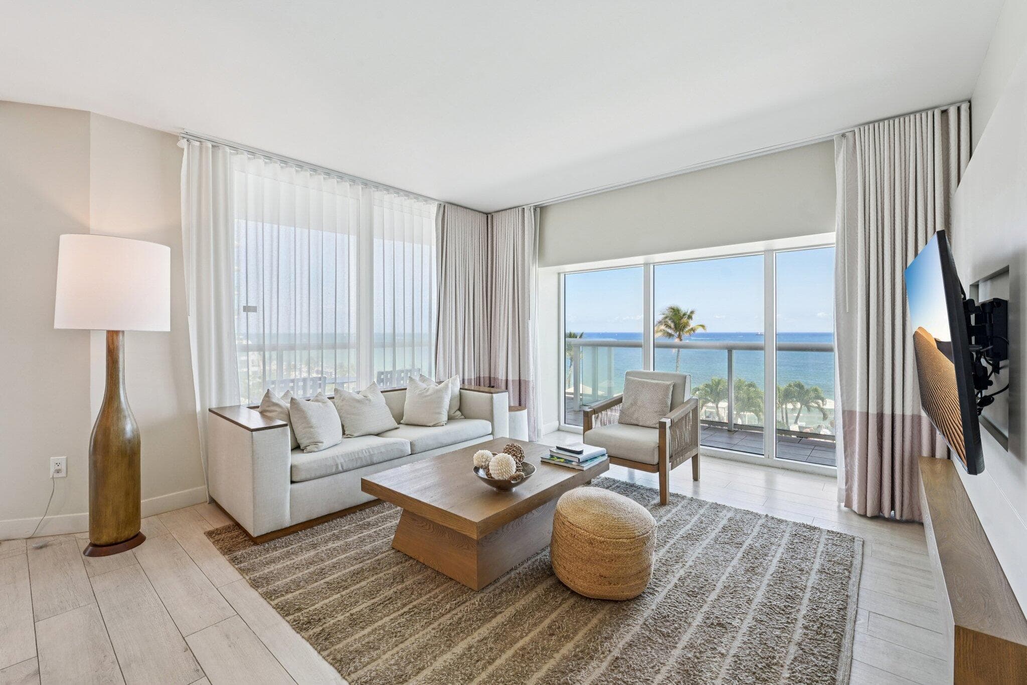 505 N Fort Lauderdale Beach Boulevard 818, Fort Lauderdale, FL 33304 16