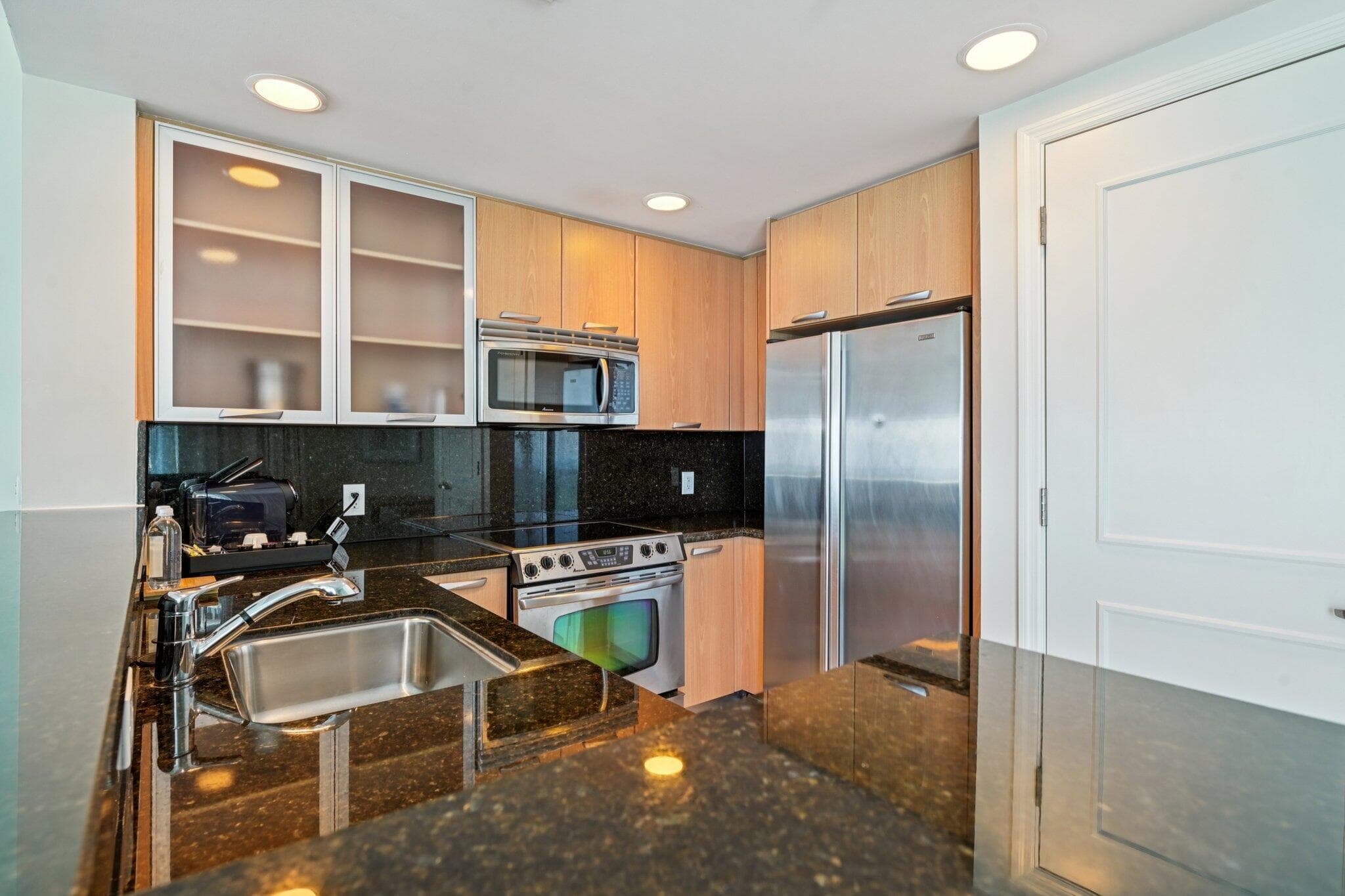 505 N Fort Lauderdale Beach Boulevard 818, Fort Lauderdale, FL 33304 24