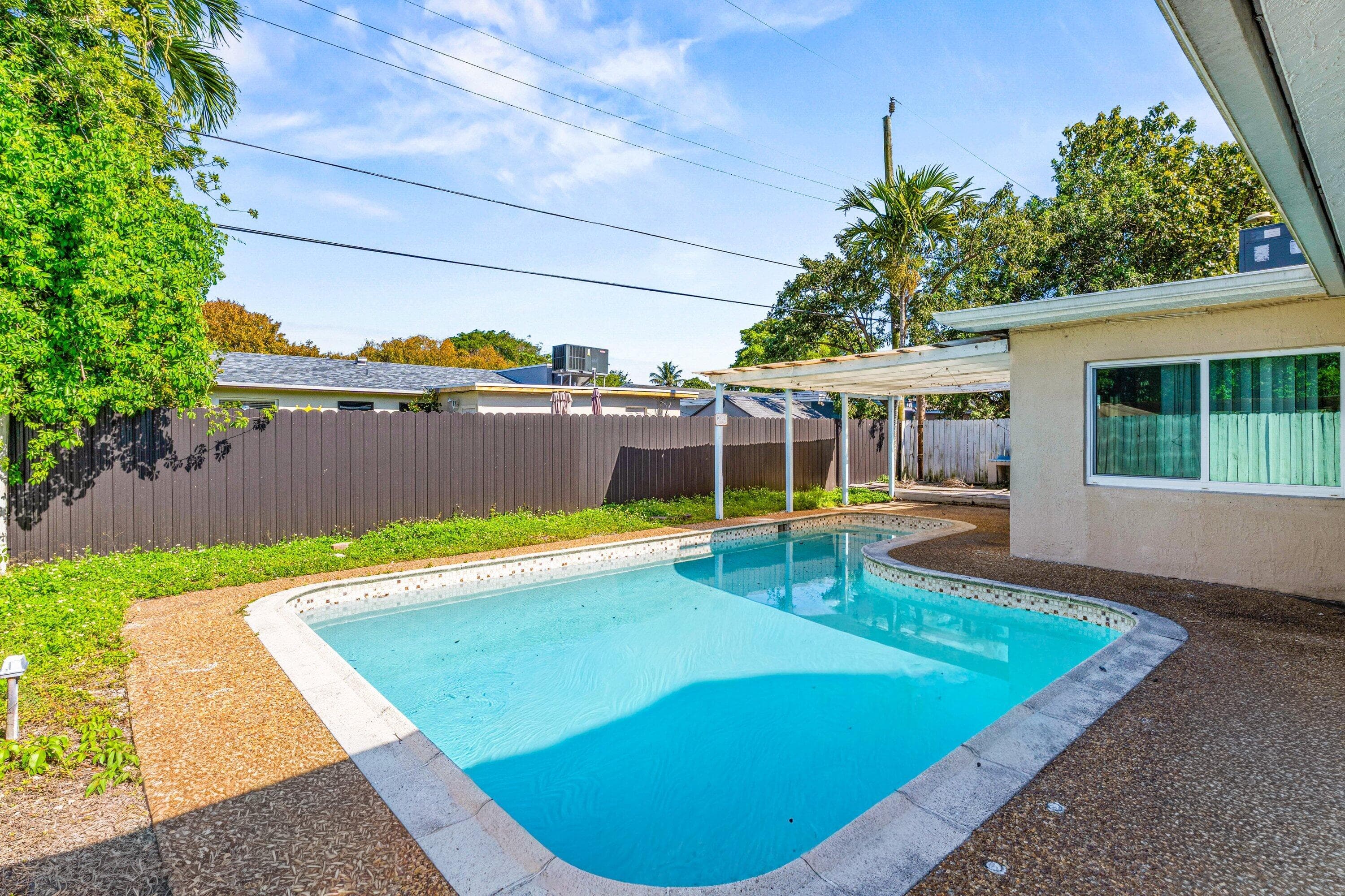 1121 N 66th Terrace, Hollywood, FL 33024 24