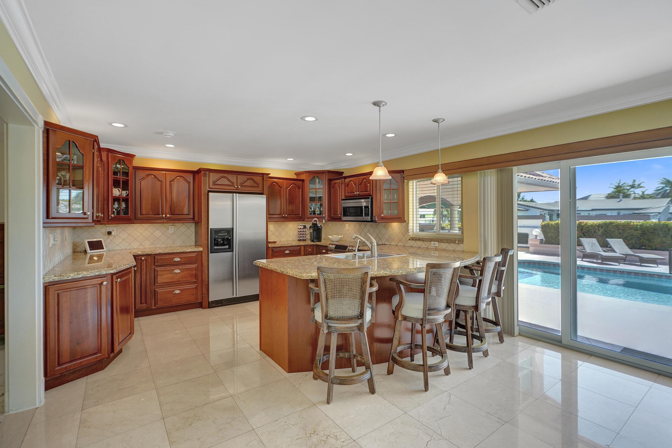 5530 Bayview Drive, Fort Lauderdale, FL 33308 7