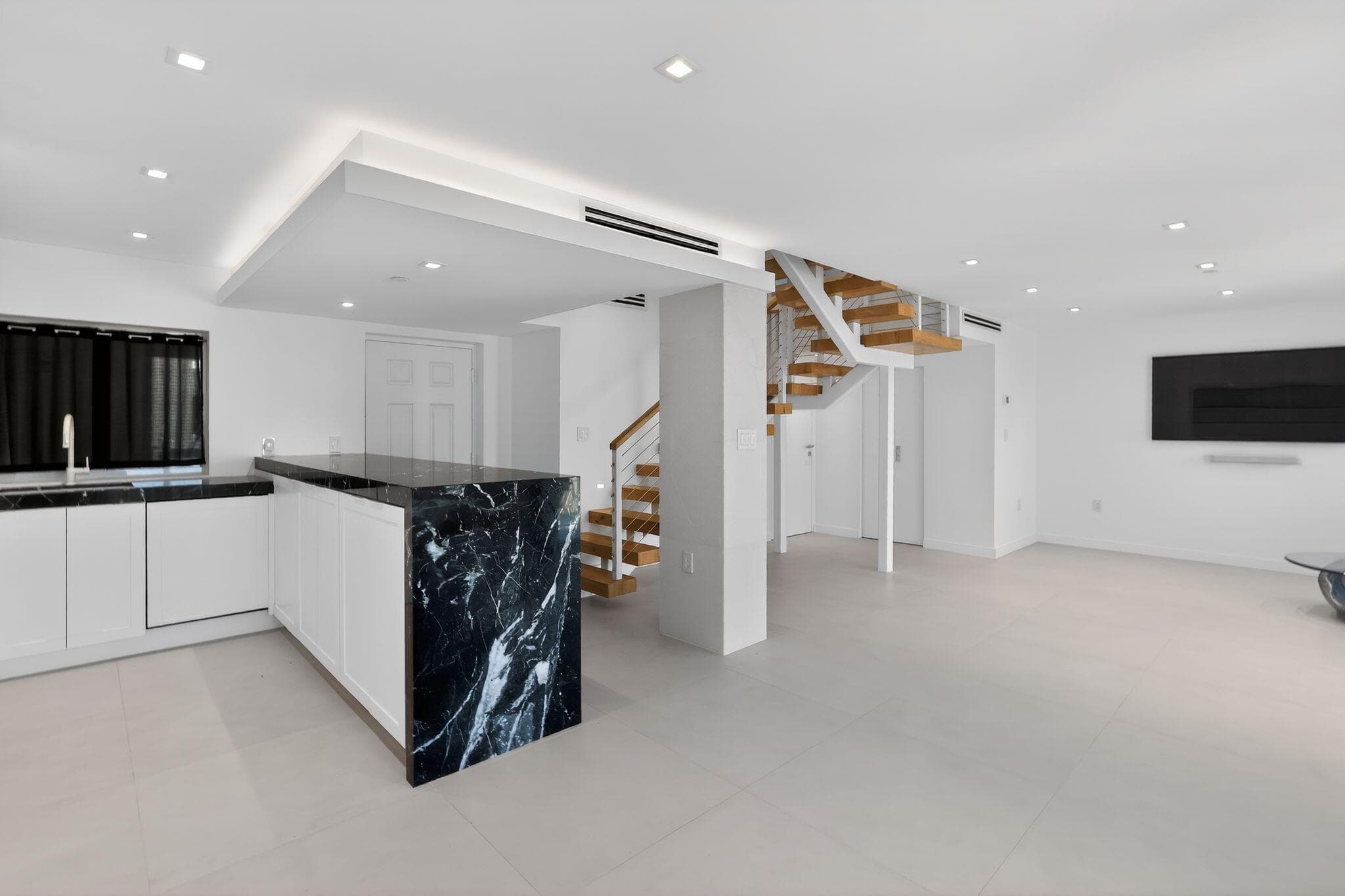 120 Jefferson Avenue, Miami Beach, FL 33139 11