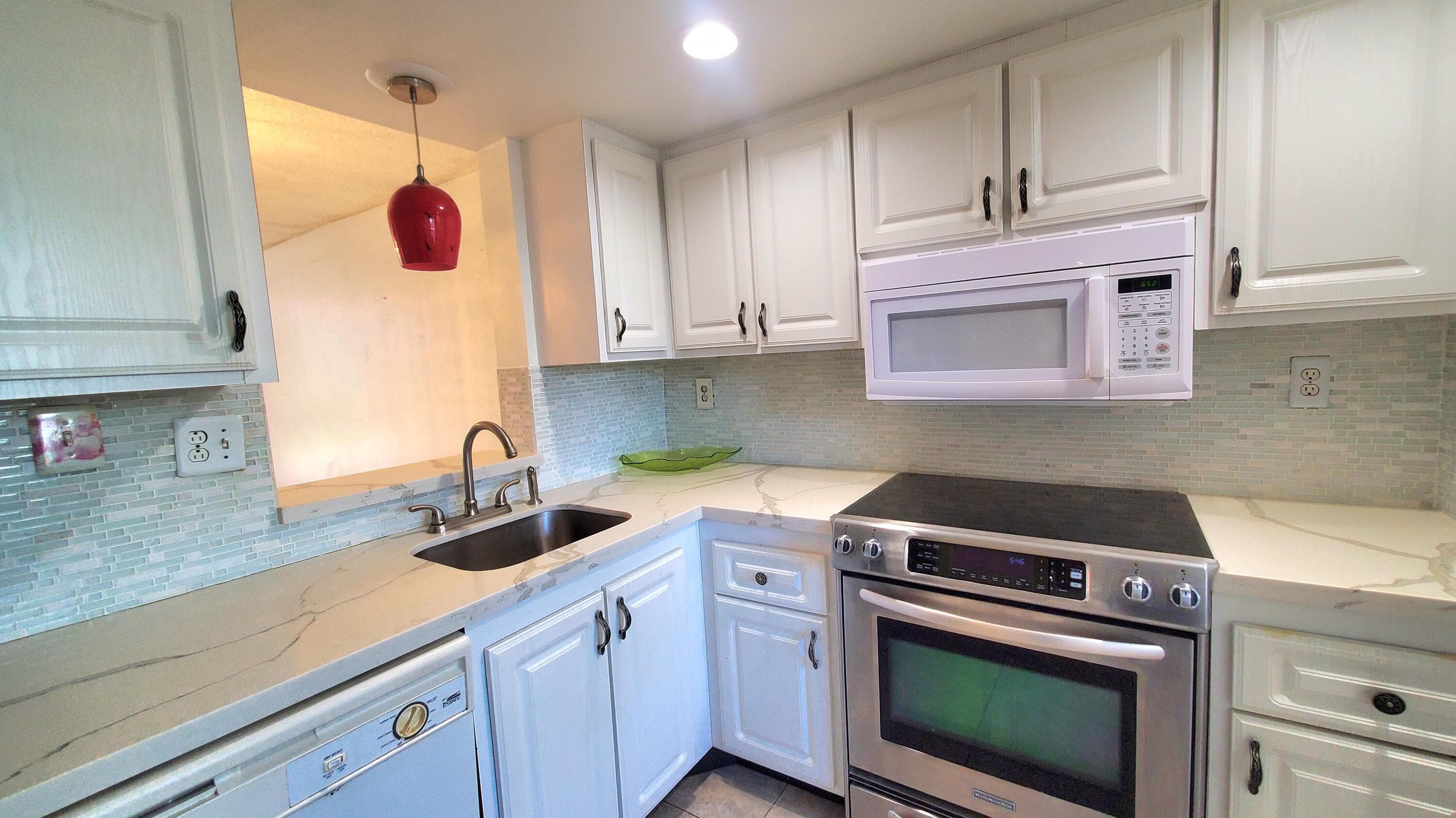 7680 NW 18th Street 105, Margate, FL 33063 12