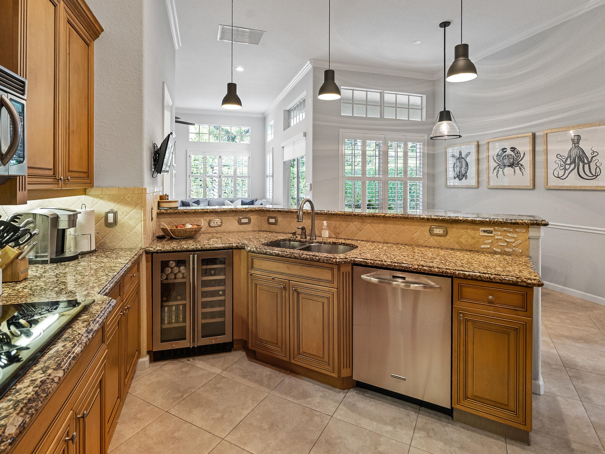 175 Via Rosina, Jupiter, FL 33458 15