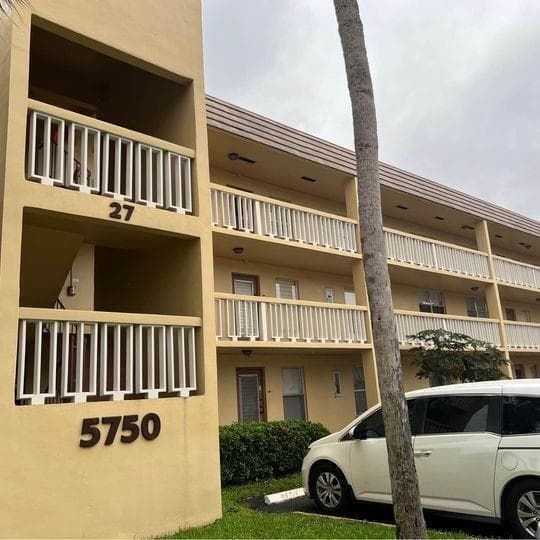 5750 NW 64th Avenue 201, Tamarac, FL 33319 3