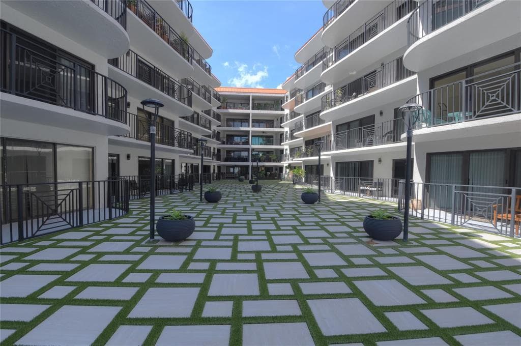 2029 N Ocean Boulevard 505, Fort Lauderdale, FL 33305 10