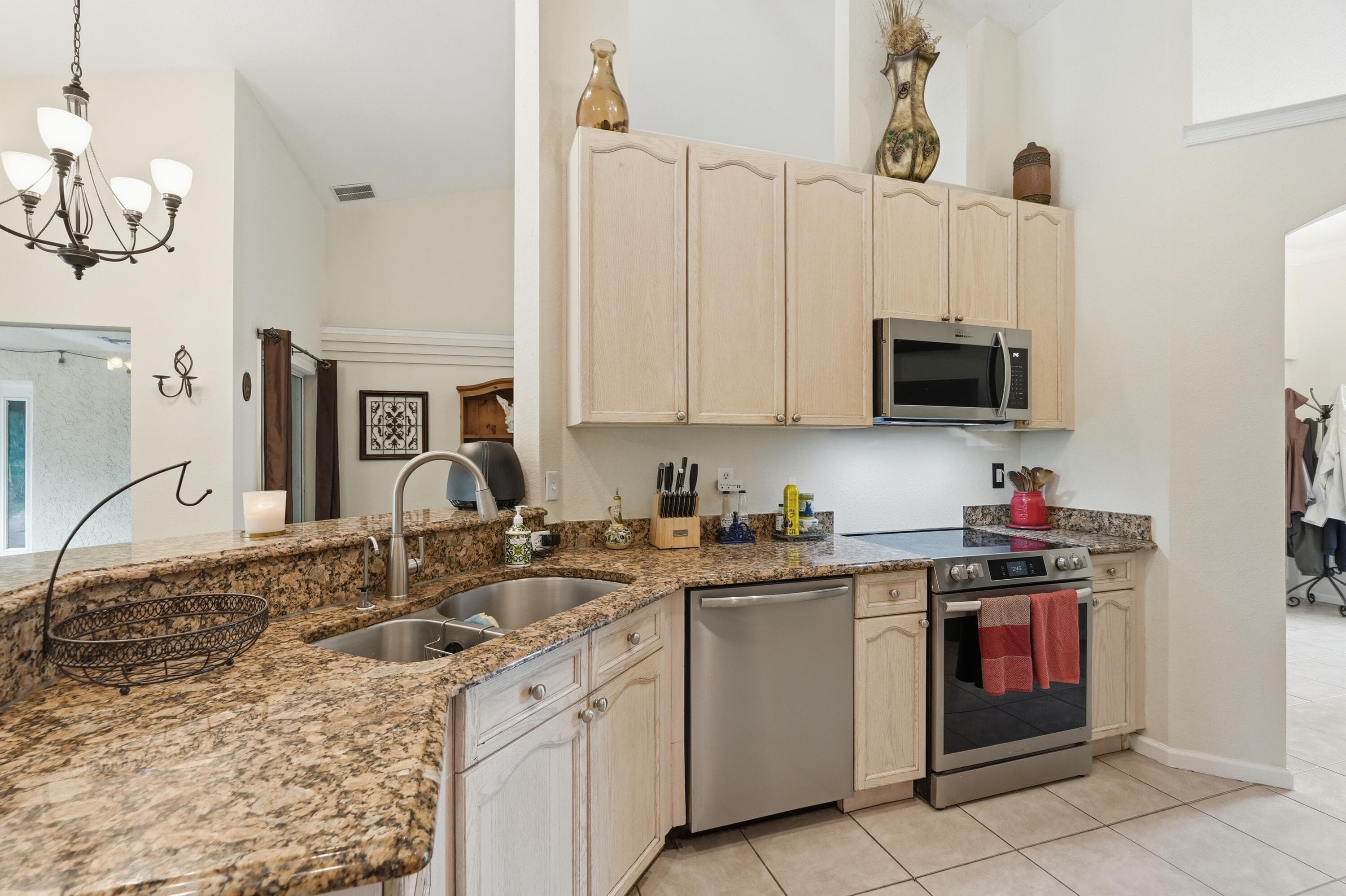 15327 64th Place N, The Acreage, FL 33470 18